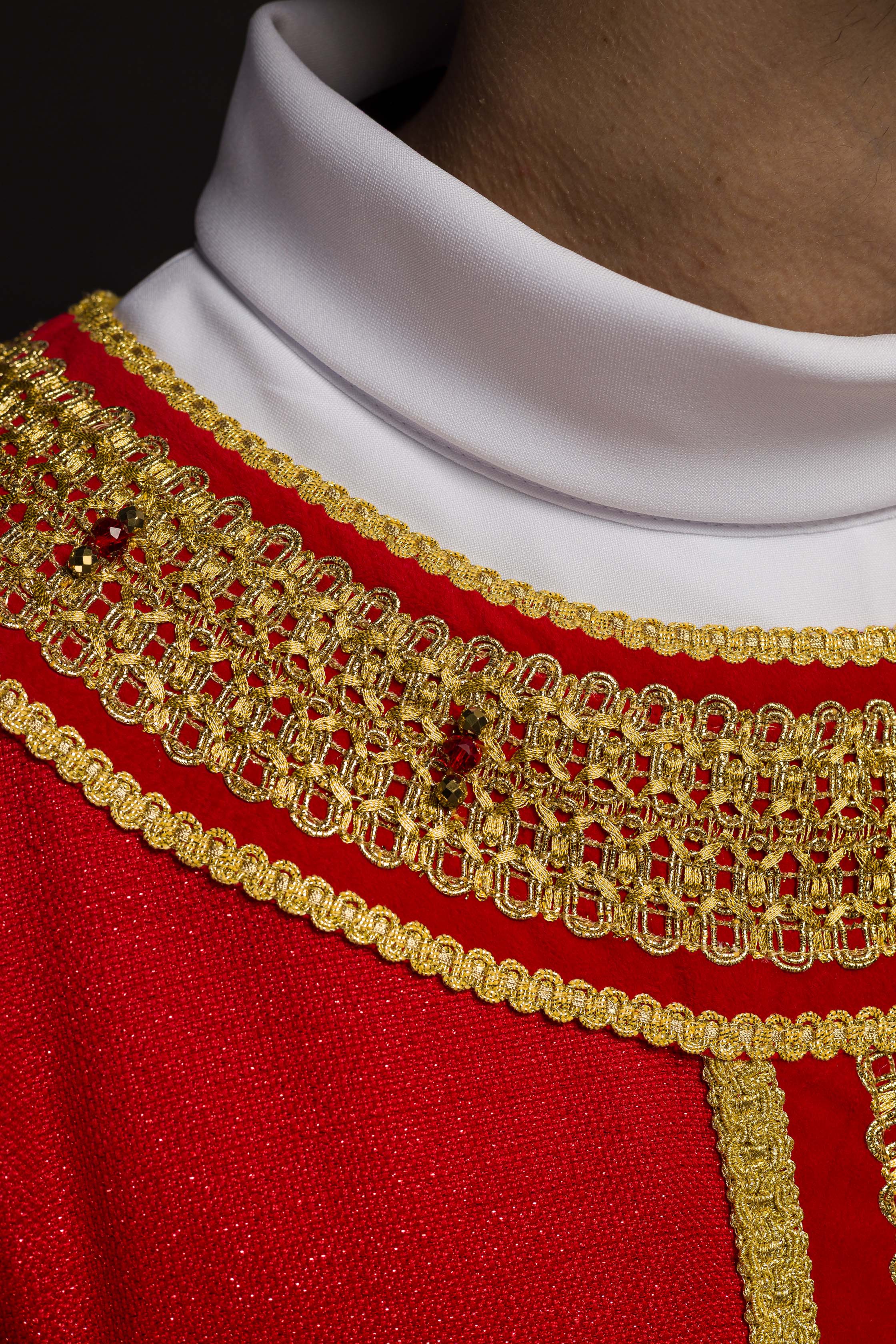 Handmade chasuble with natural stones Handmade 7001
