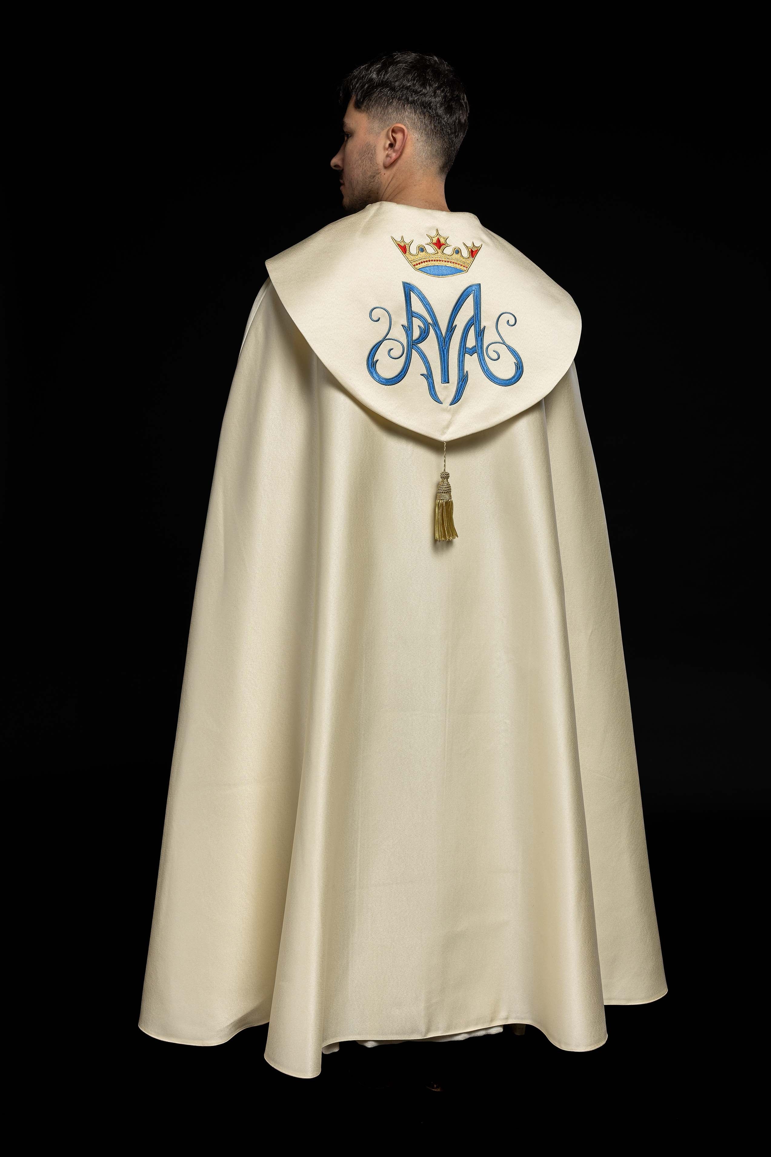Marian cope in ecru with gold and blue embroidery - HAFTINAUSA.COM
