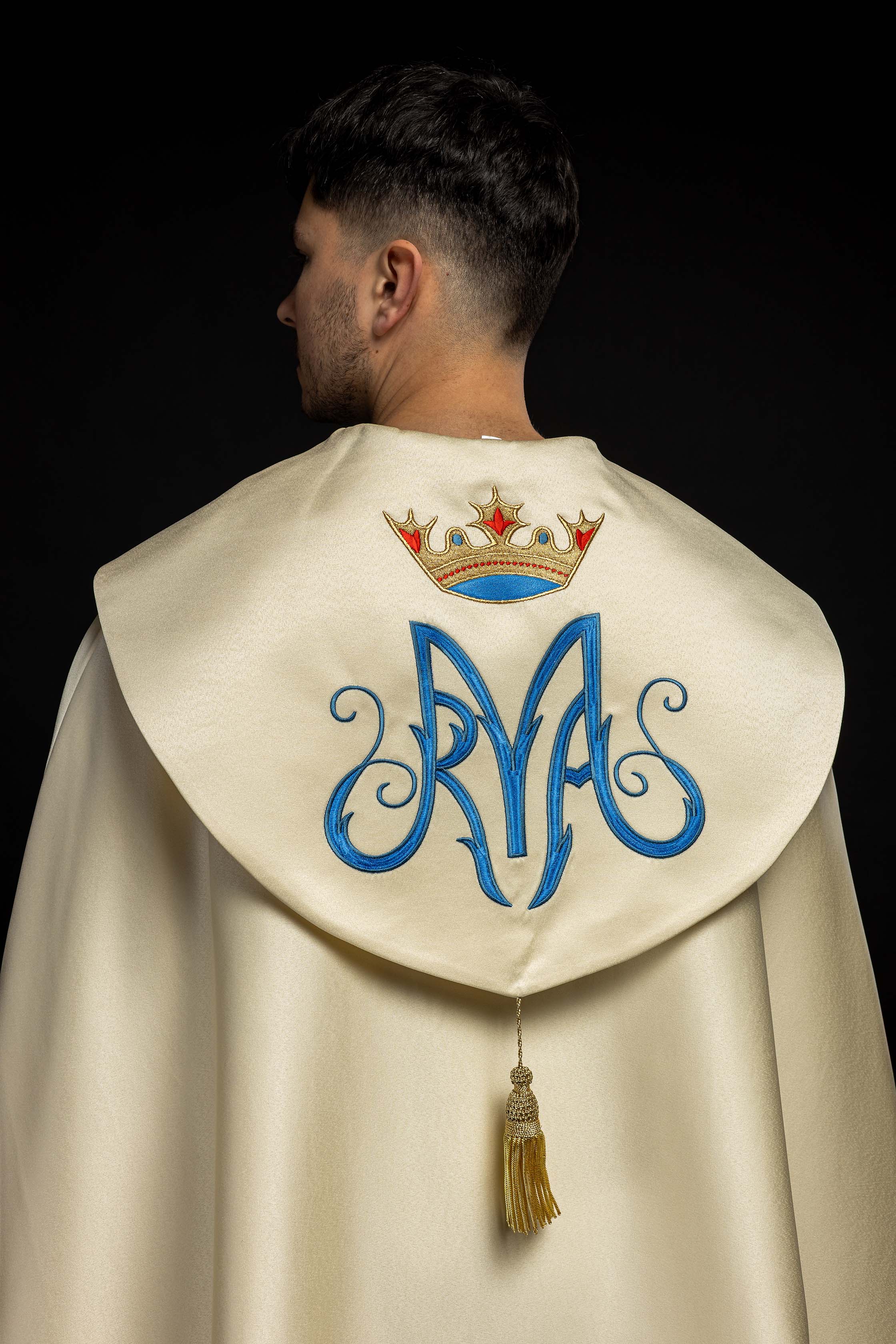 Marian cope in ecru with gold and blue embroidery - HAFTINAUSA.COM