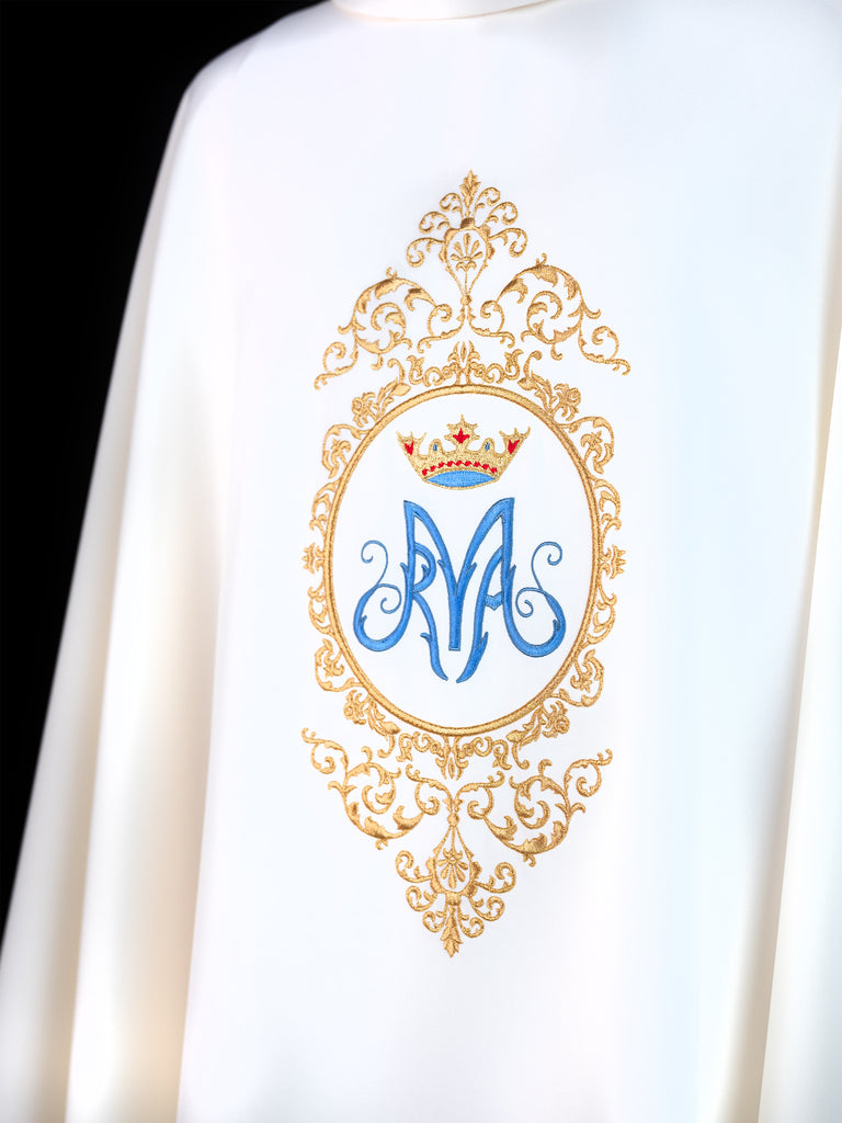Chasuble with Marian motif framed by gold embroidery