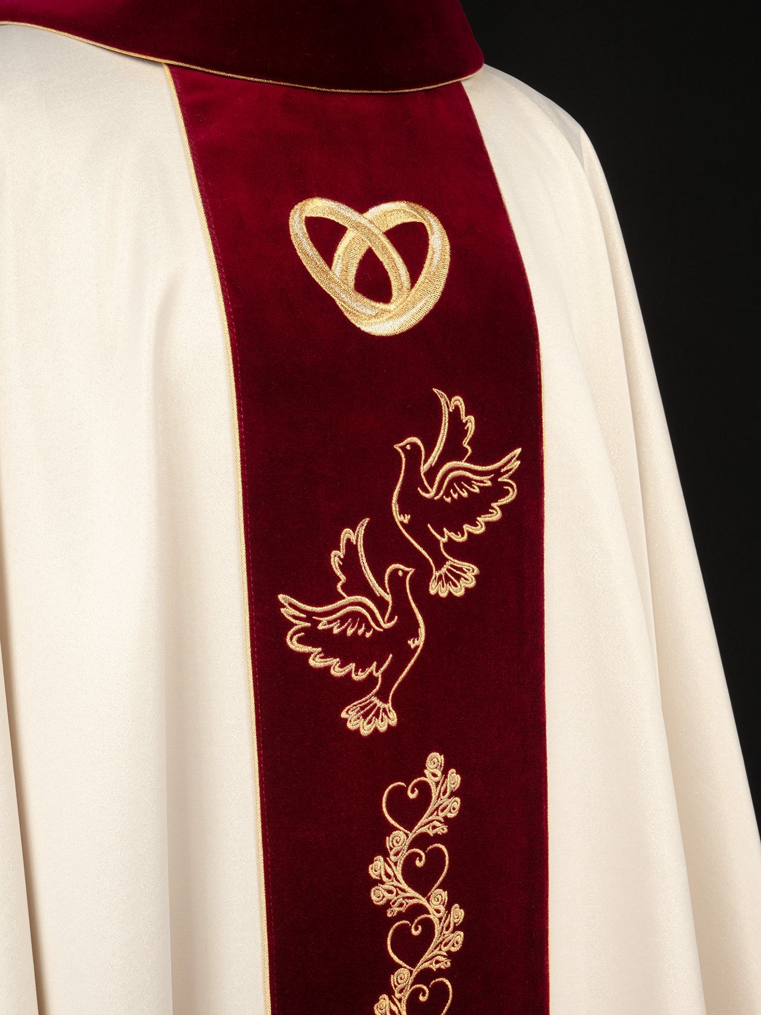Wedding chasuble with velvet belt "I vow to you love fidelity" - HAFTINAUSA.COM