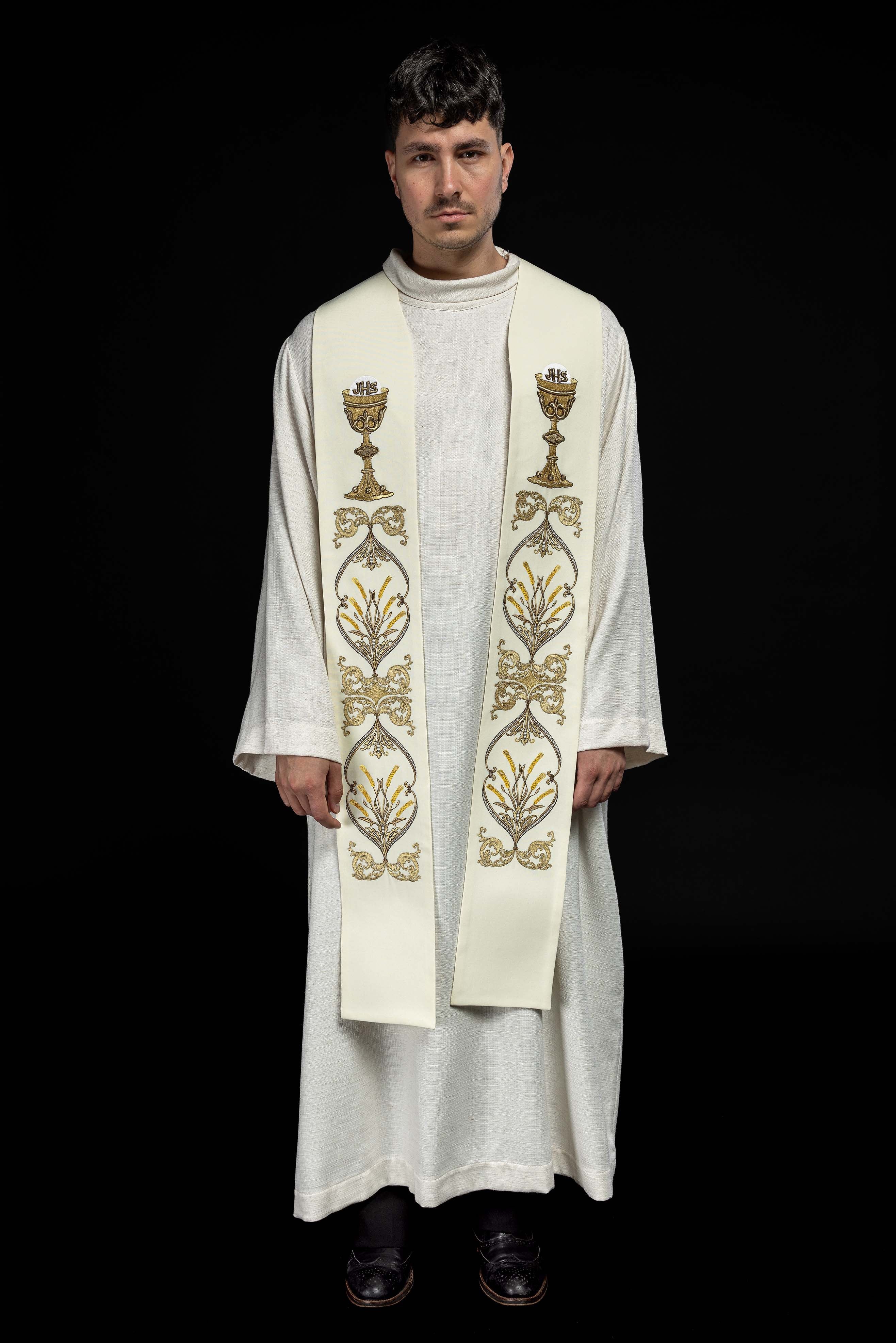 Ecru priestly stole with chalice IHS - HAFTINAUSA.COM