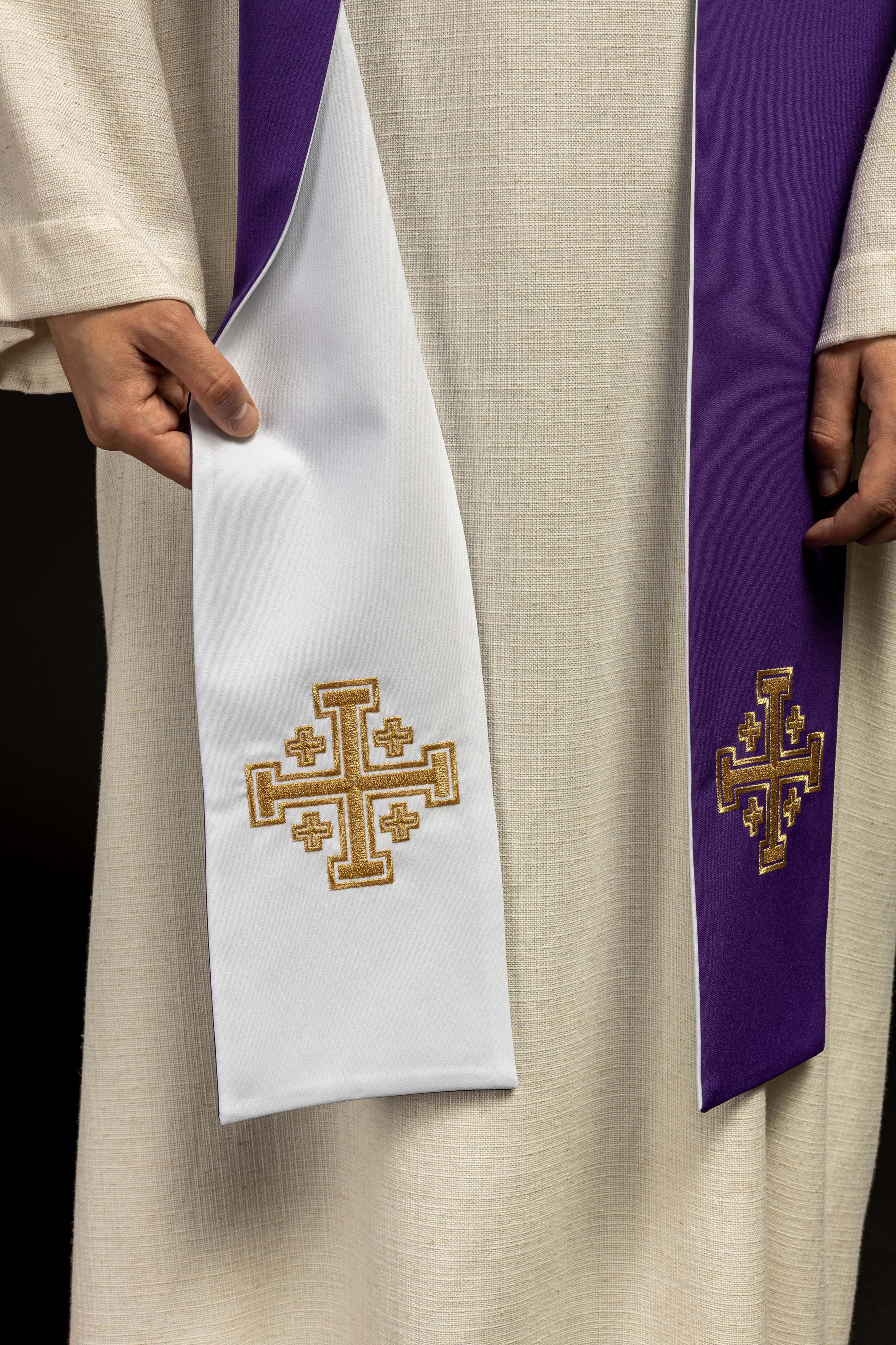 Purple and White Jerusalem Cross embroidered priestly stole - HAFTINAUSA.COM