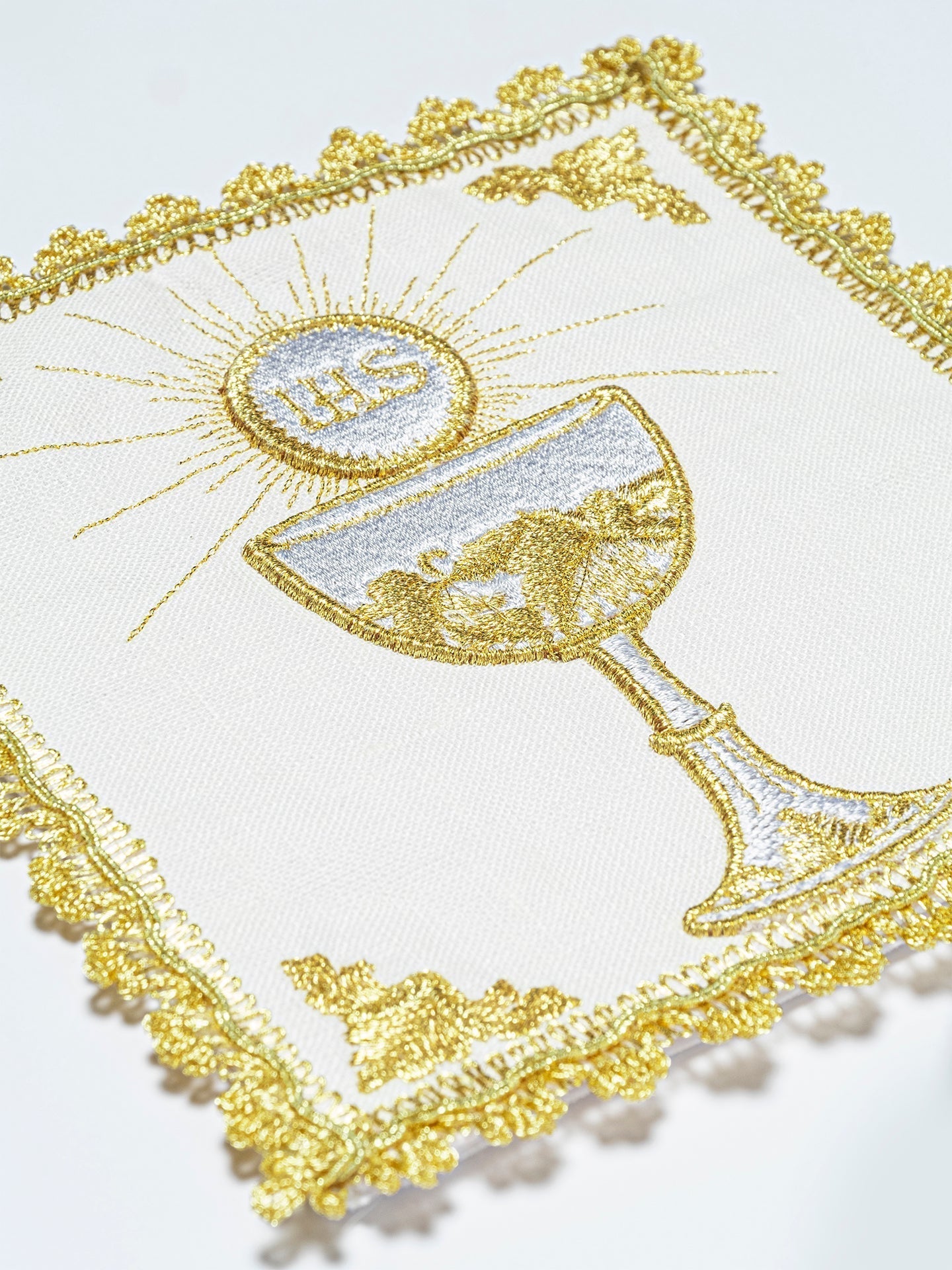 Chalice Set with Golden Chalice Motif and IHS HA/5002 - HAFTINAUSA.COM