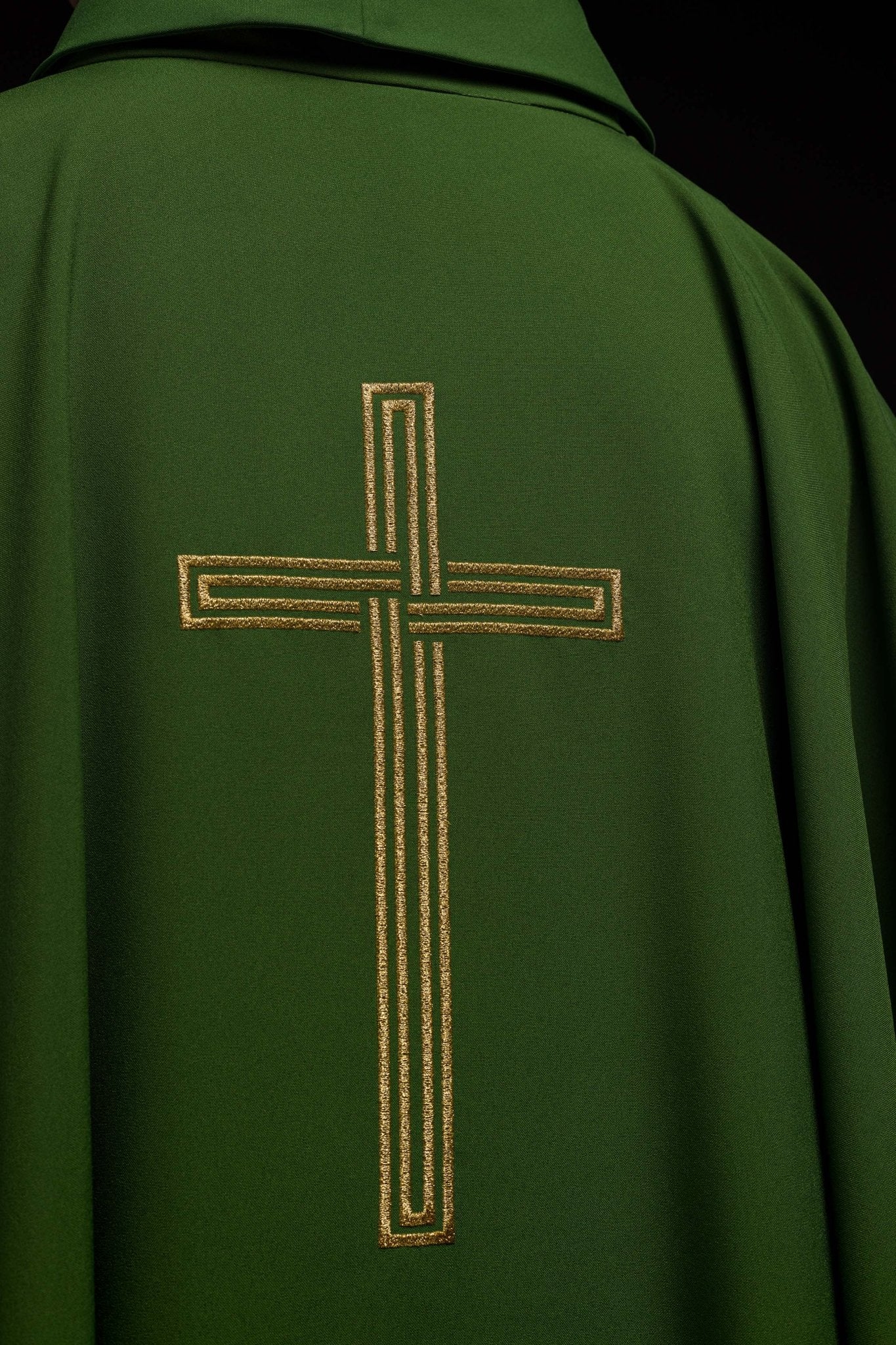 Chasuble embroidered with Green Cross KOR/018/01/12 ZIELONY - HAFTINAUSA.COM