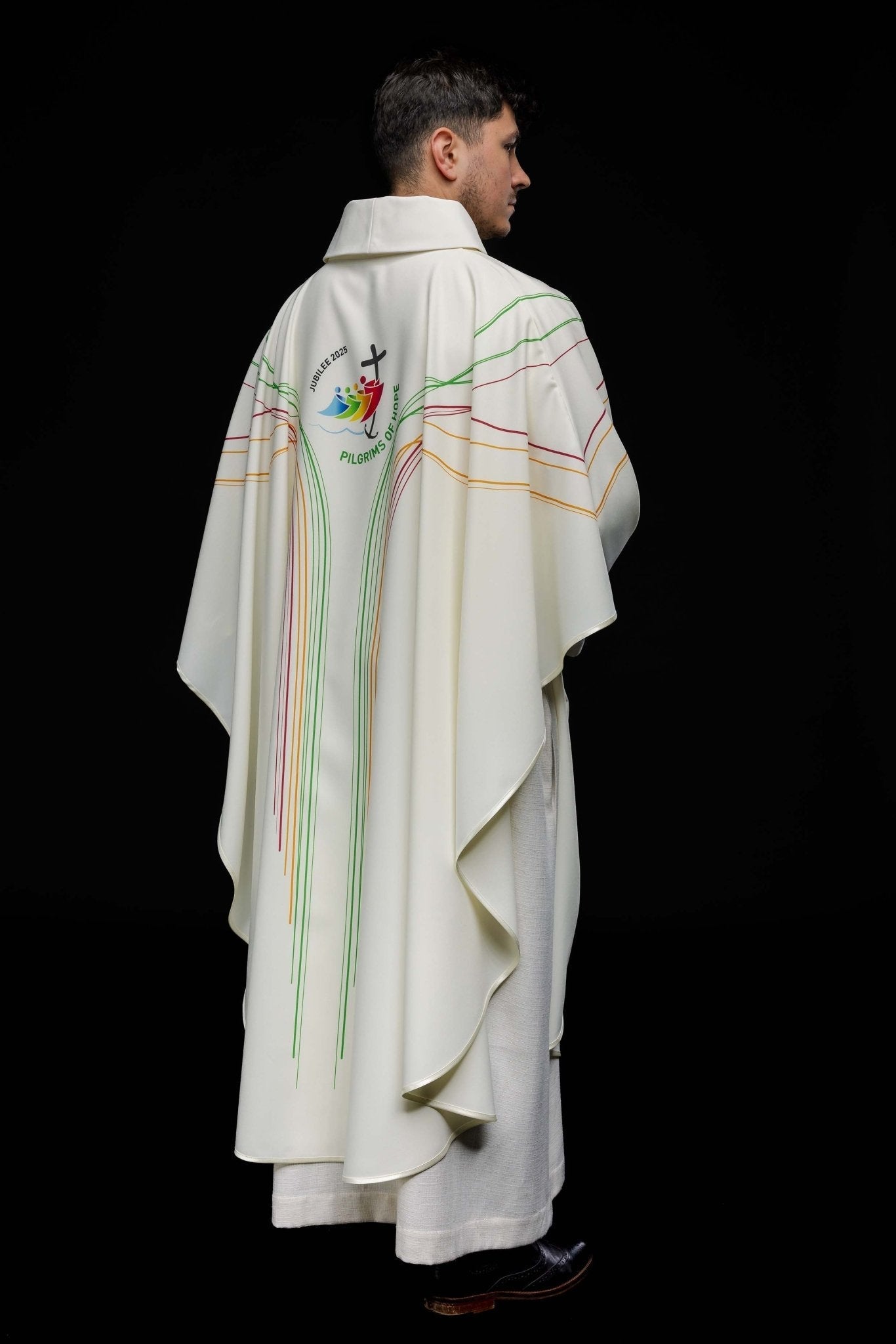 Chasuble in ecru color with the logo “JUBILEE ROME 2025” JR/037/05/12 - HAFTINAUSA.COM