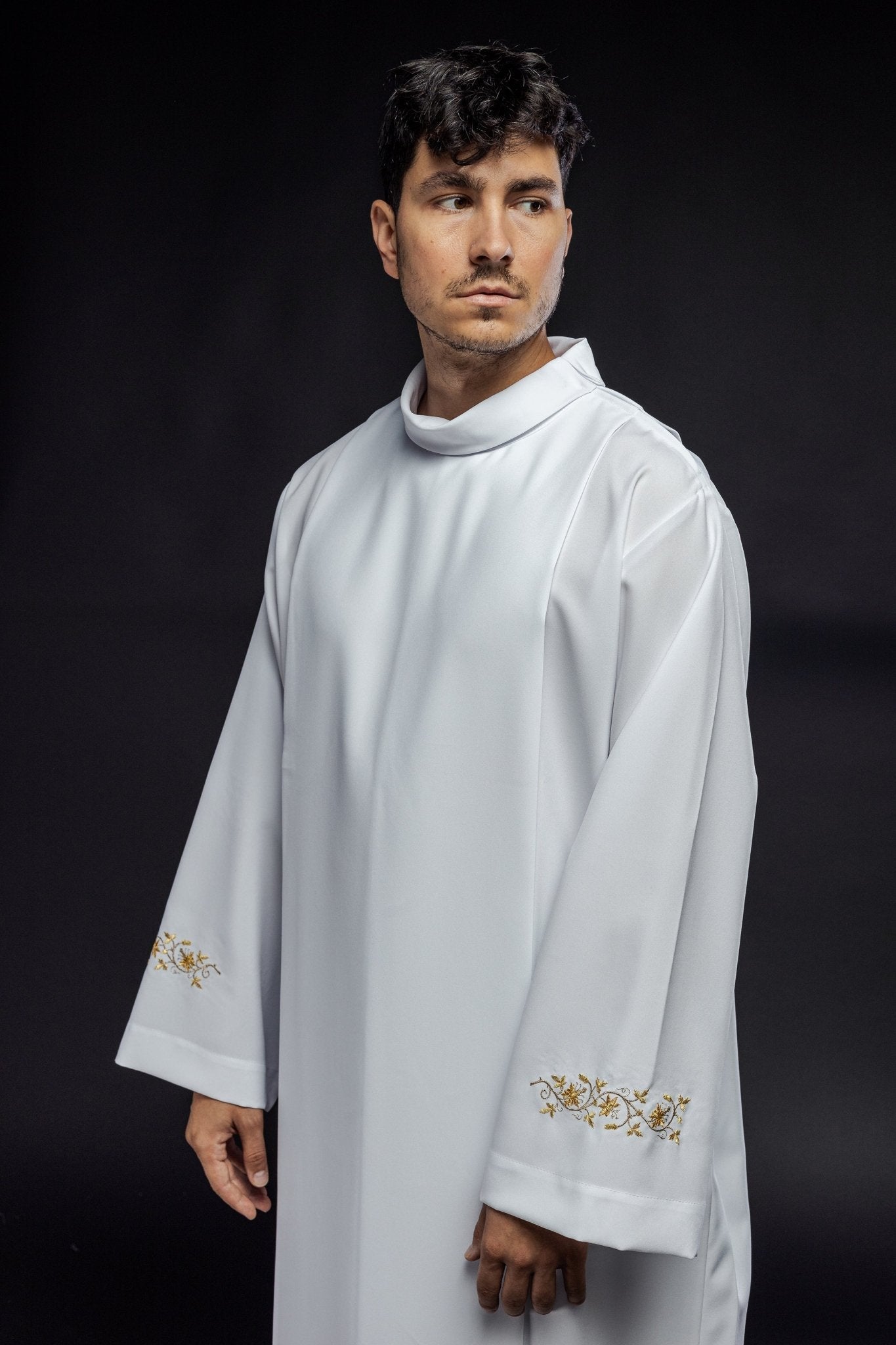 Clergy Alb with neck collar KAB/005/04/12 135cm/164cm - HAFTINAUSA.COM