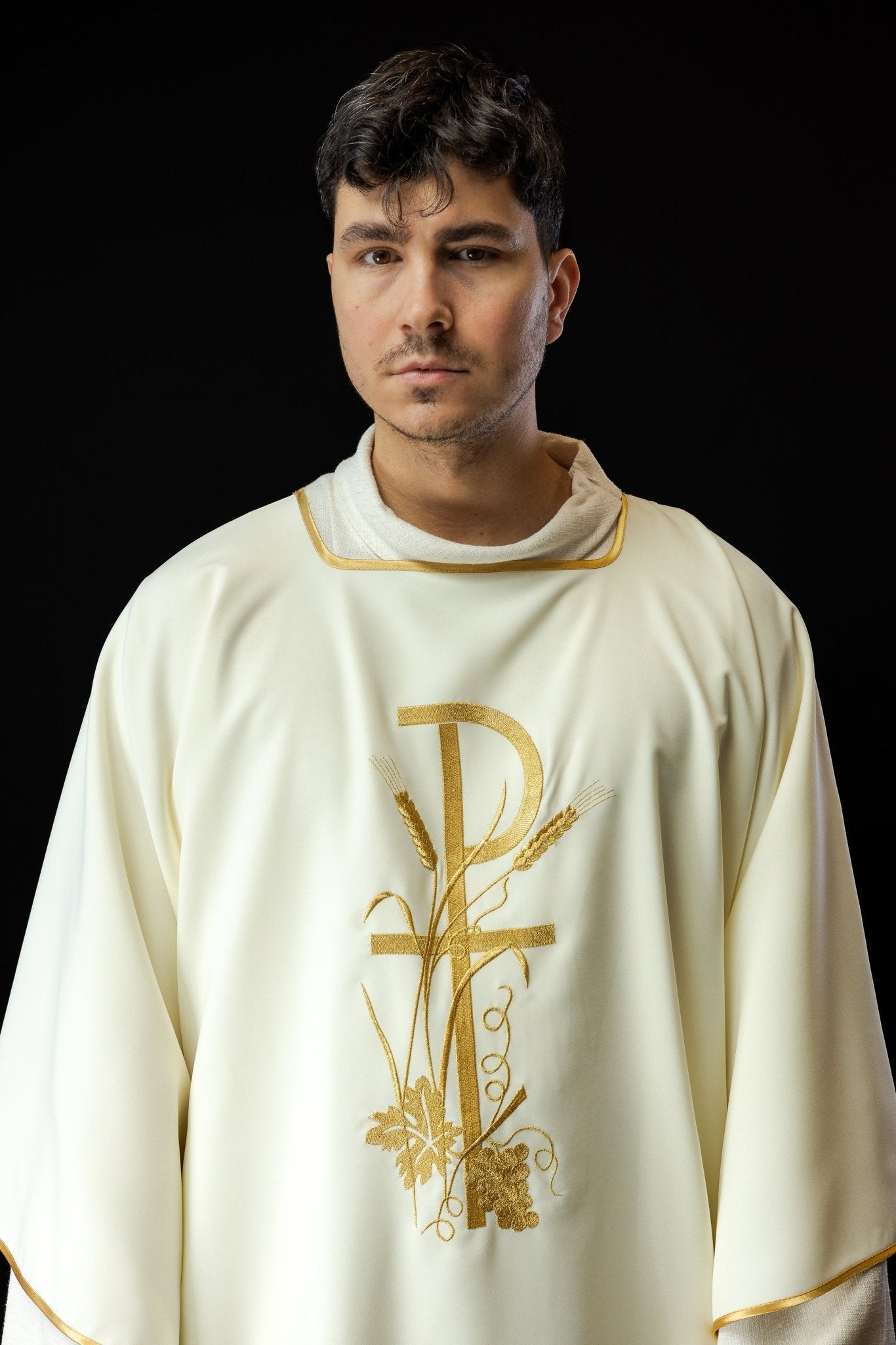 Ecru dalmatica with gold Pax cross embroidery KDL/026/05/12/D ECRU DALMATYK - HAFTINAUSA.COM