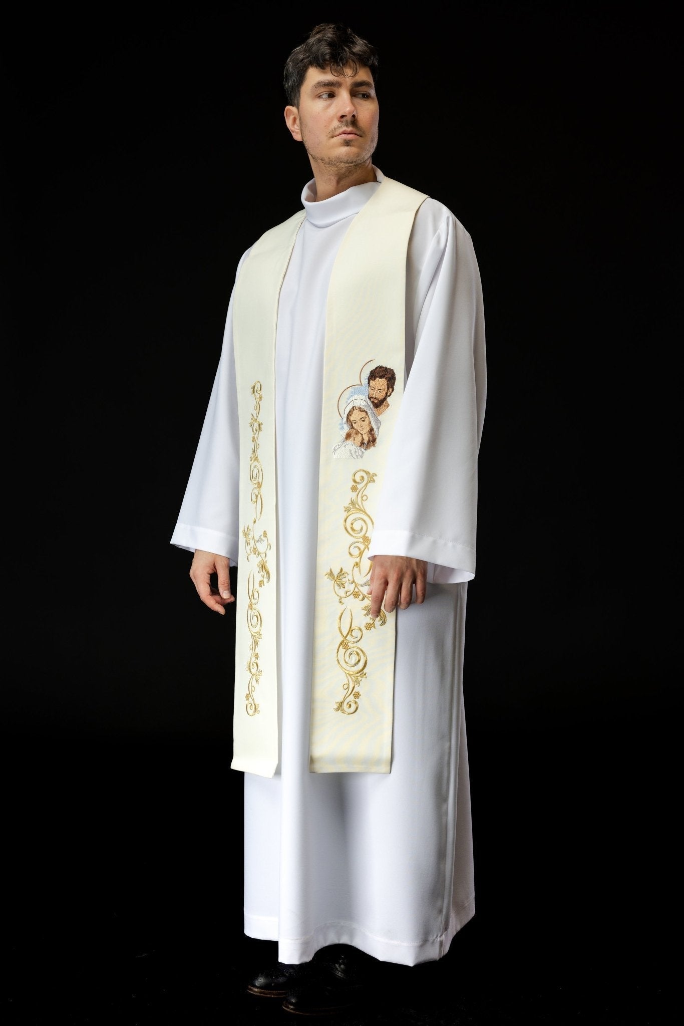 Embroidered stole with the image of the Holy Family for Christmas KZS/550/05/01 ECRU - HAFTINAUSA.COM