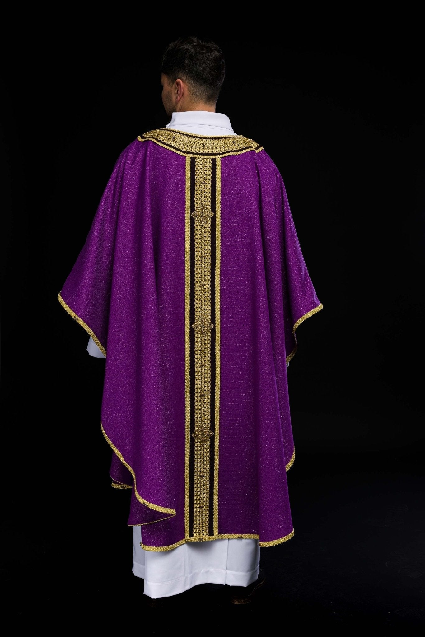 Handmade chasuble with natural stones Handmade 7001 HM/7001/03/71/PA03 - HAFTINAUSA.COM