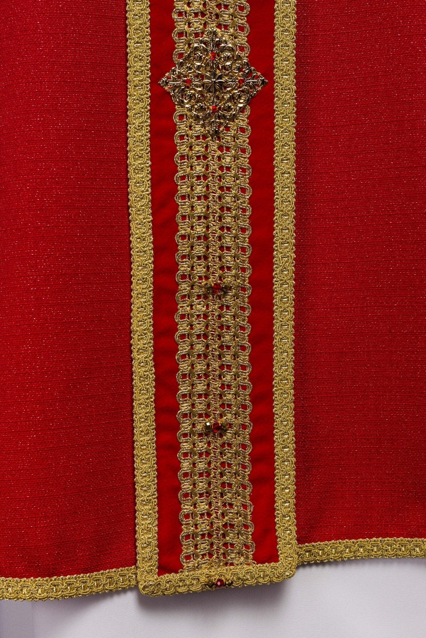 Handmade chasuble with natural stones Handmade 7001 HM/7001/02/71/PA02 - HAFTINAUSA.COM