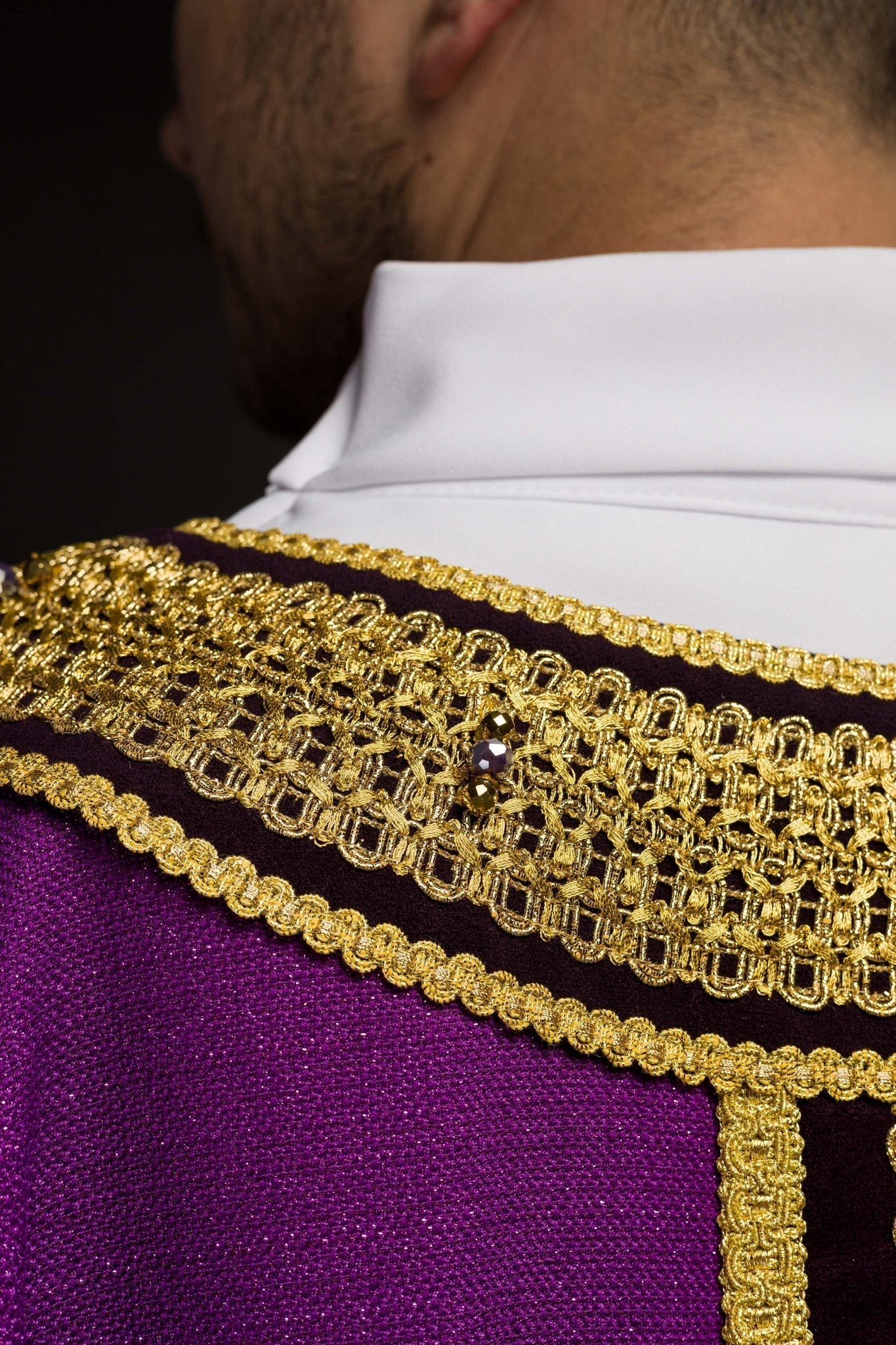 Handmade chasuble with natural stones Handmade 7001 HM/7001/03/71/PA03 - HAFTINAUSA.COM
