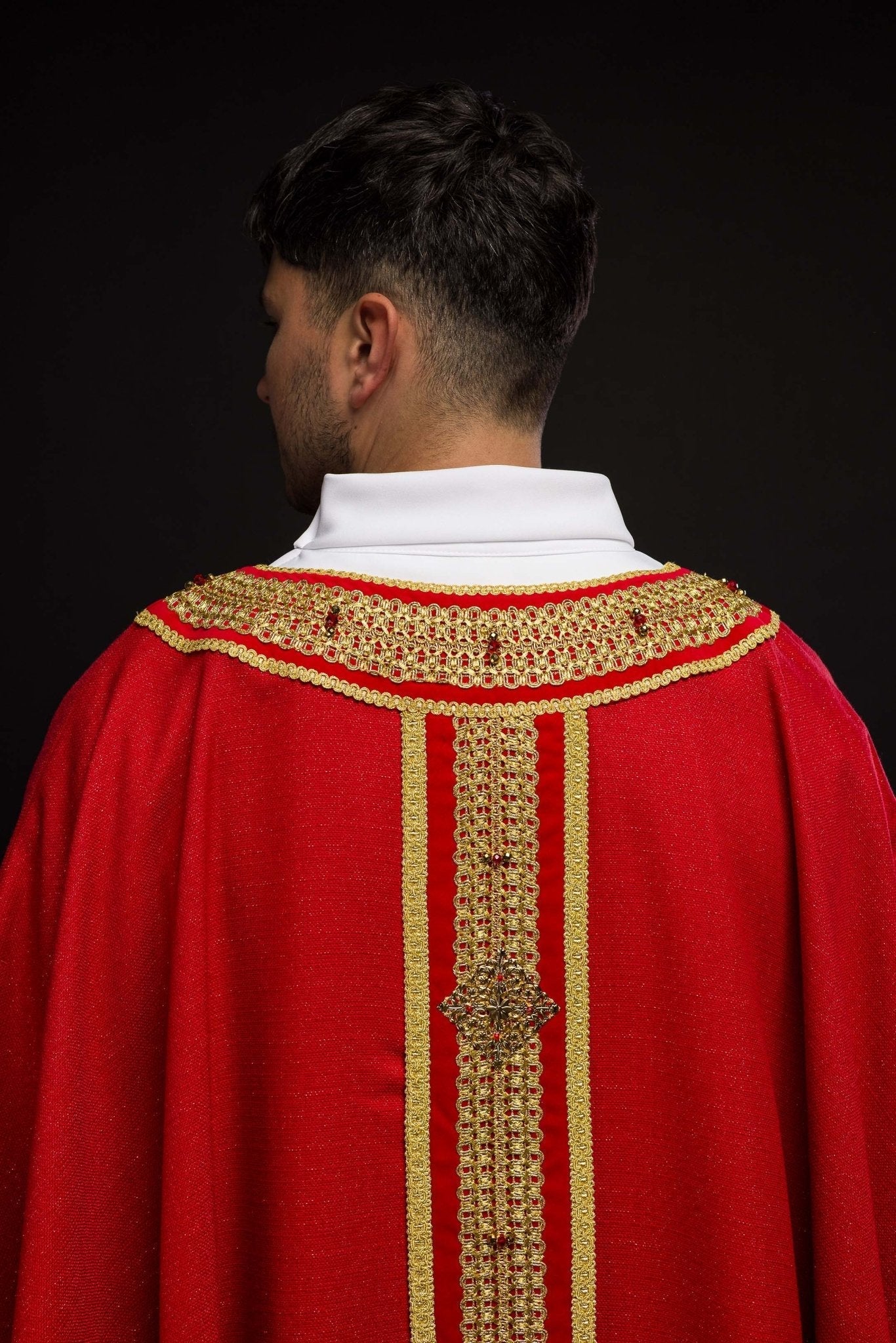 Handmade chasuble with natural stones Handmade 7001 HM/7001/02/71/PA02 - HAFTINAUSA.COM