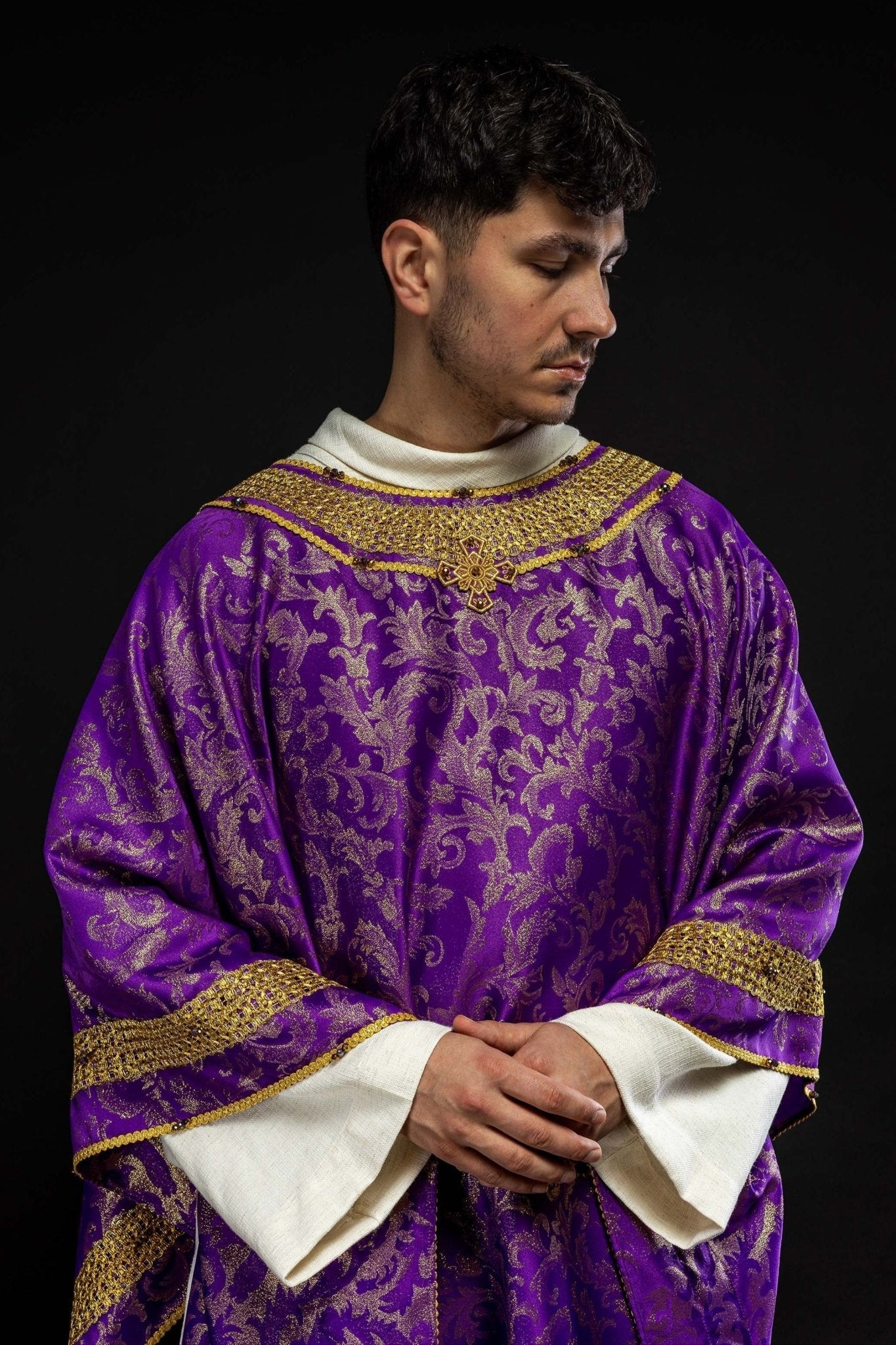 Handmade chasuble with natural stones Handmade 7010 Purple HM/7010/03/90 - HAFTINAUSA.COM