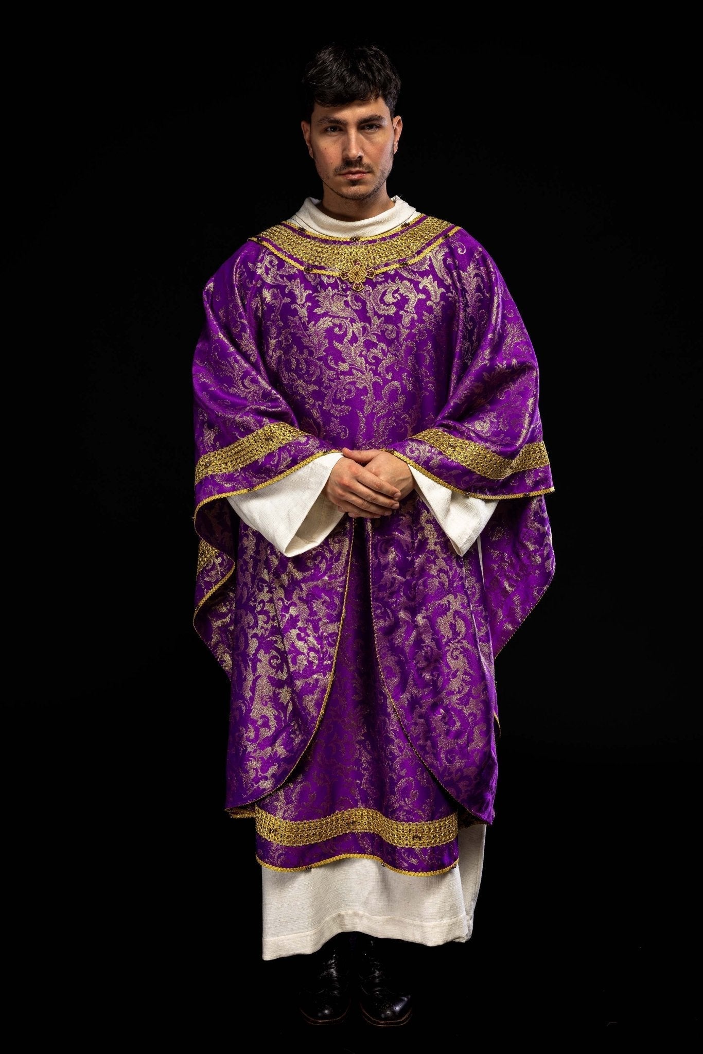 Handmade chasuble with natural stones Handmade 7010 Purple HM/7010/03/90 - HAFTINAUSA.COM
