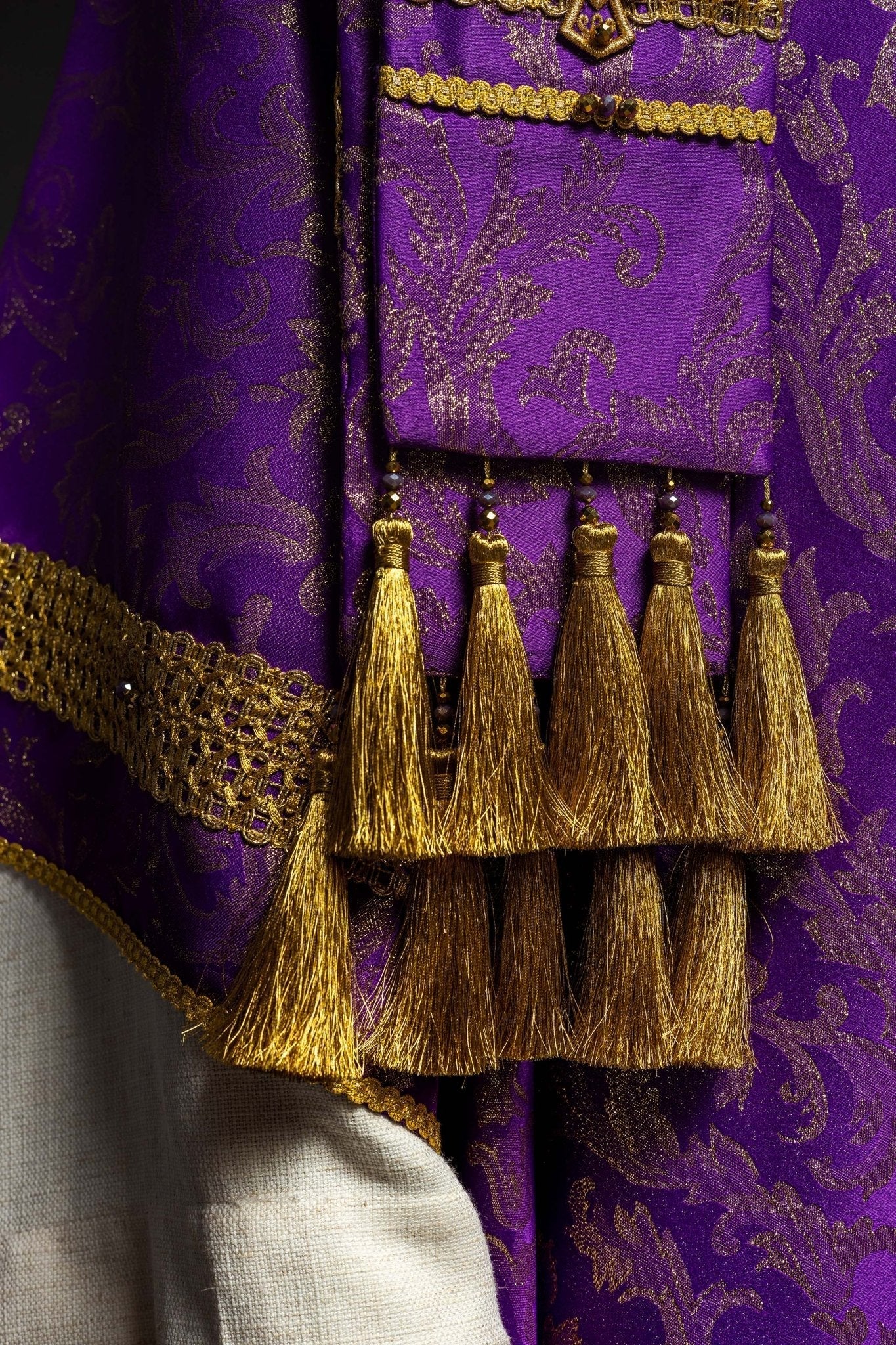 Handmade chasuble with natural stones Handmade 7010 Purple HM/7010/03/90 - HAFTINAUSA.COM