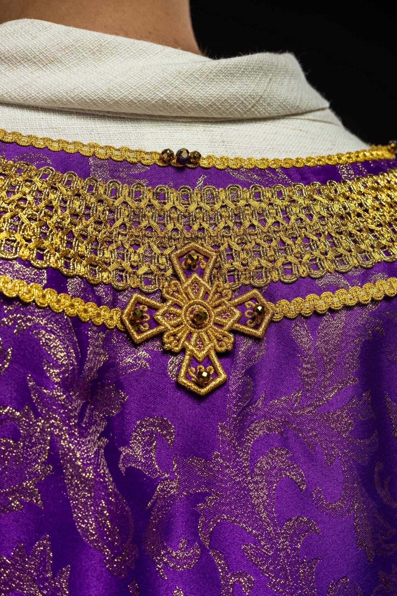 Handmade chasuble with natural stones Handmade 7010 Purple HM/7010/03/90 - HAFTINAUSA.COM