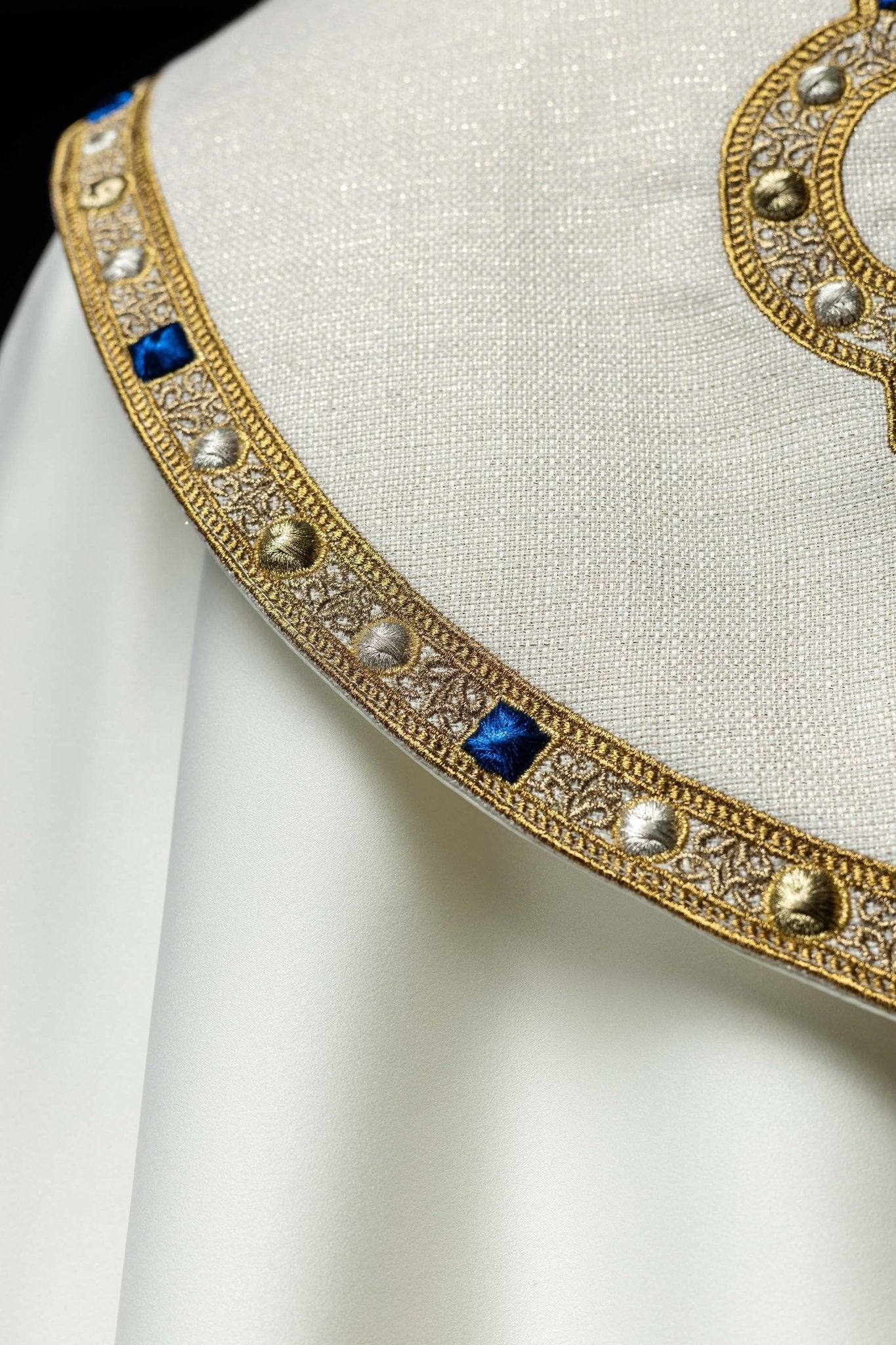 Liturgical cope with embroidered Marian coat of arms S - 3074 - 05 - 41 145cm - HAFTINAUSA.COM
