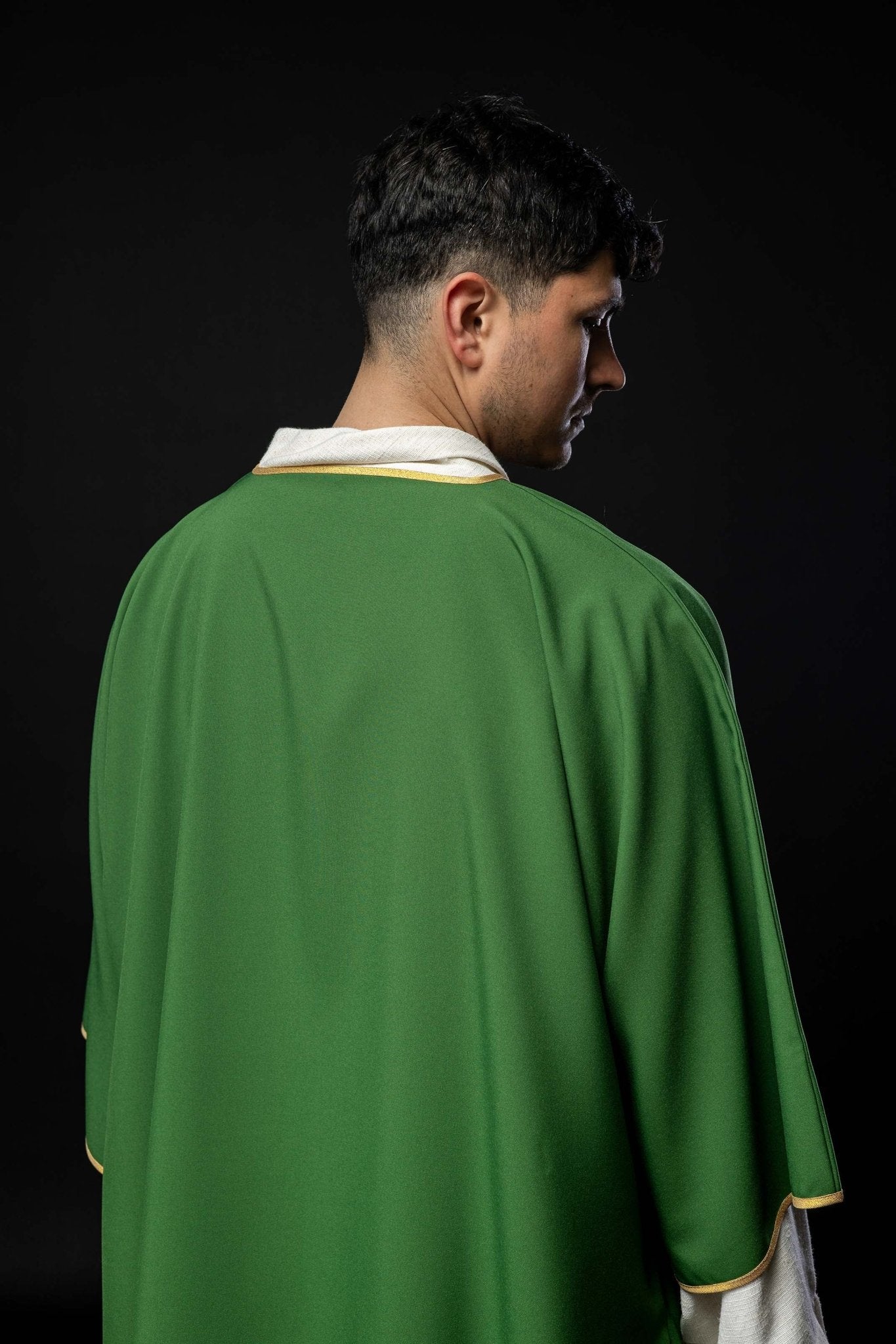 Plain dalmatic in green with gold trim KDL/1002/01/12/D - HAFTINAUSA.COM