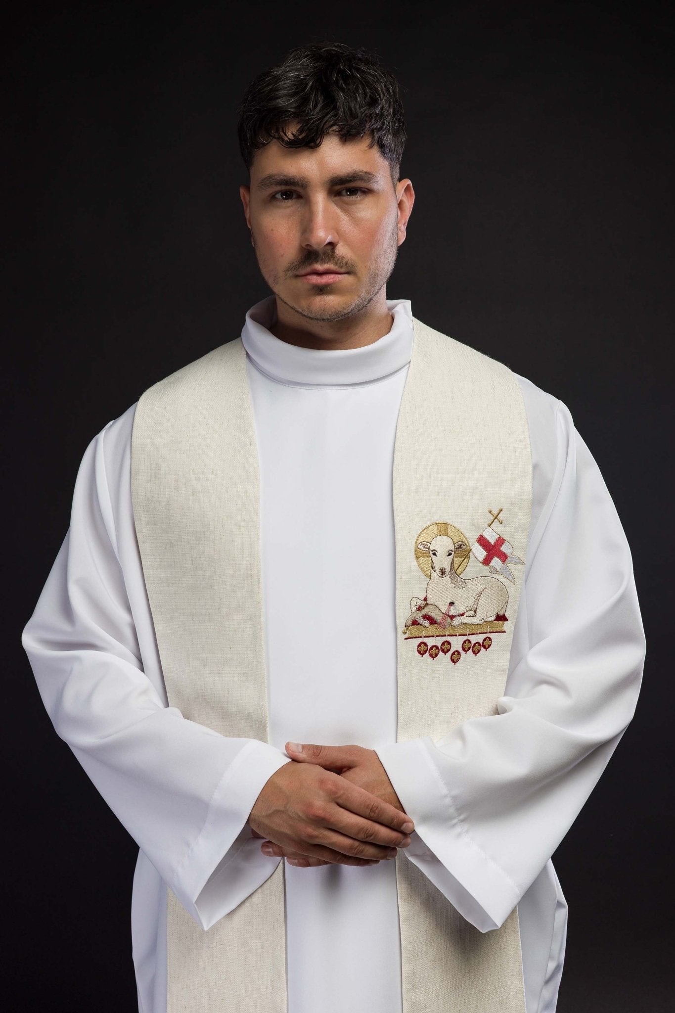 Priestly stole with a lamb motif in ecru KDT/2049/05/49 ECRU - HAFTINAUSA.COM
