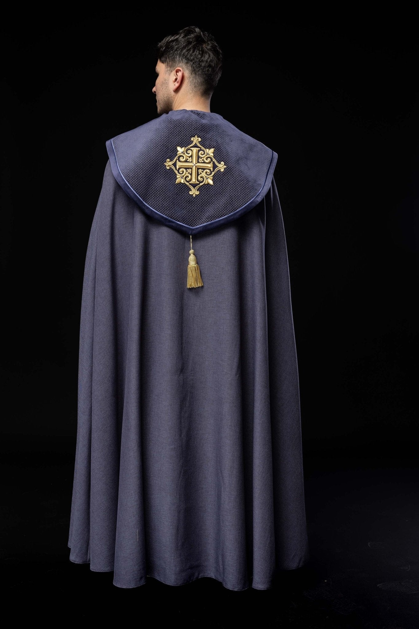 Purple cope with a velvet sash and cross embroidery LE/3029/03 145cm - HAFTINAUSA.COM