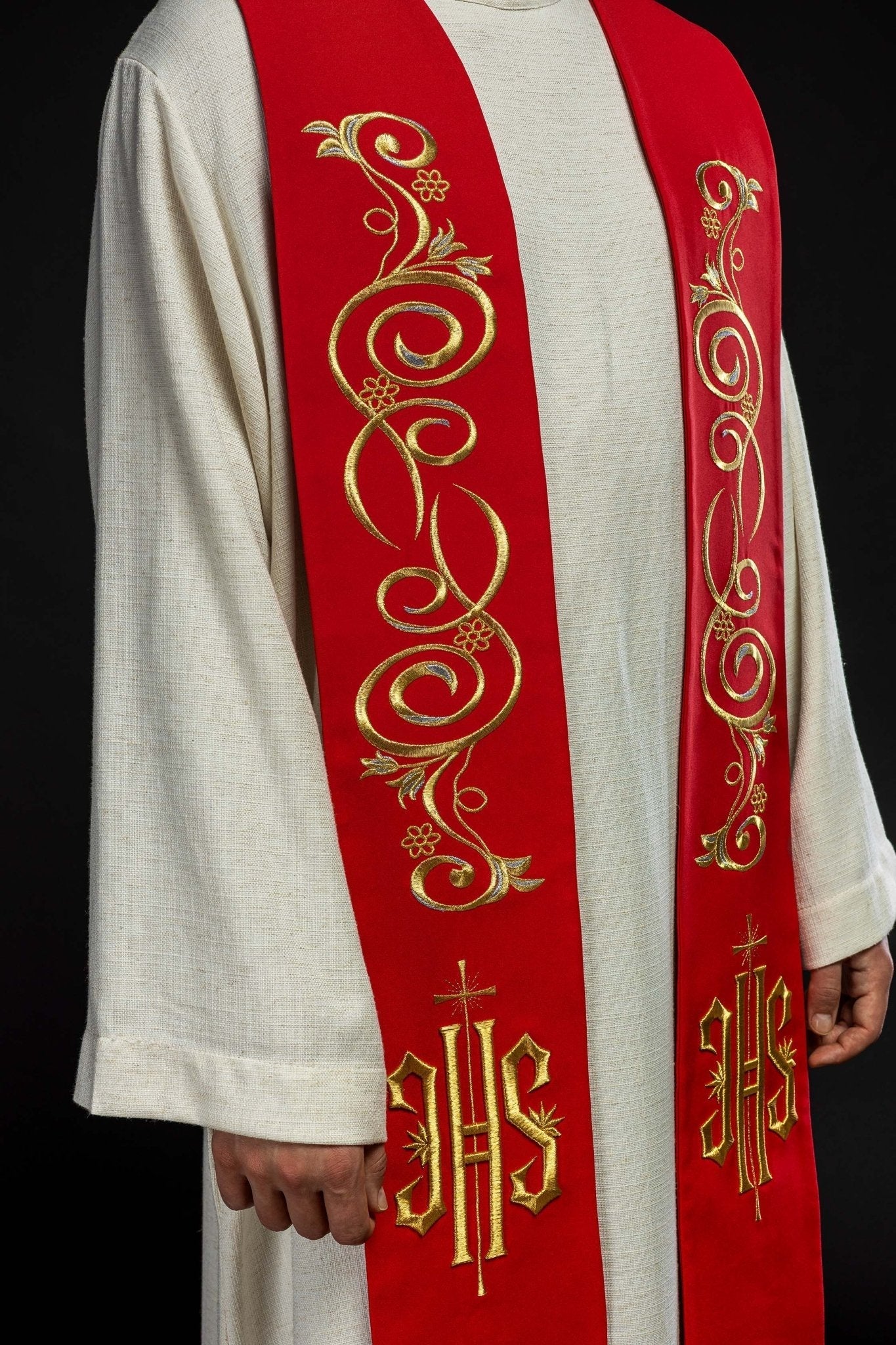 Red priestly stole embroidered with IHS KST/031/02/01 CZERWONY - HAFTINAUSA.COM