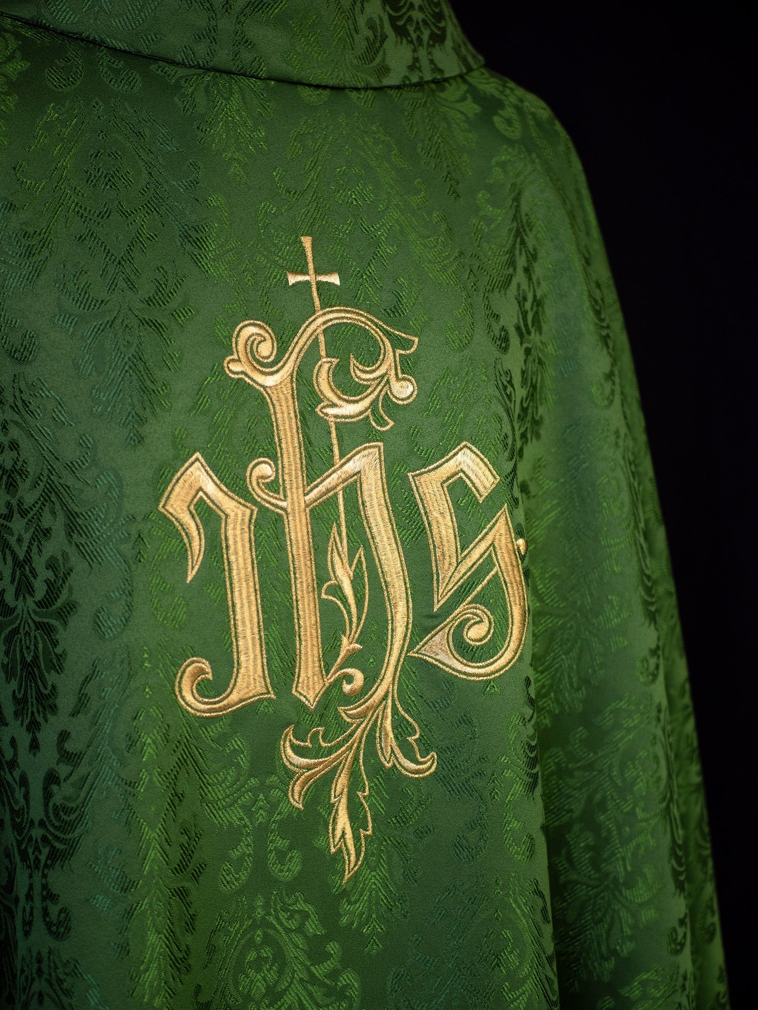 Chasuble made of green floral ornamental texture with classic IHS