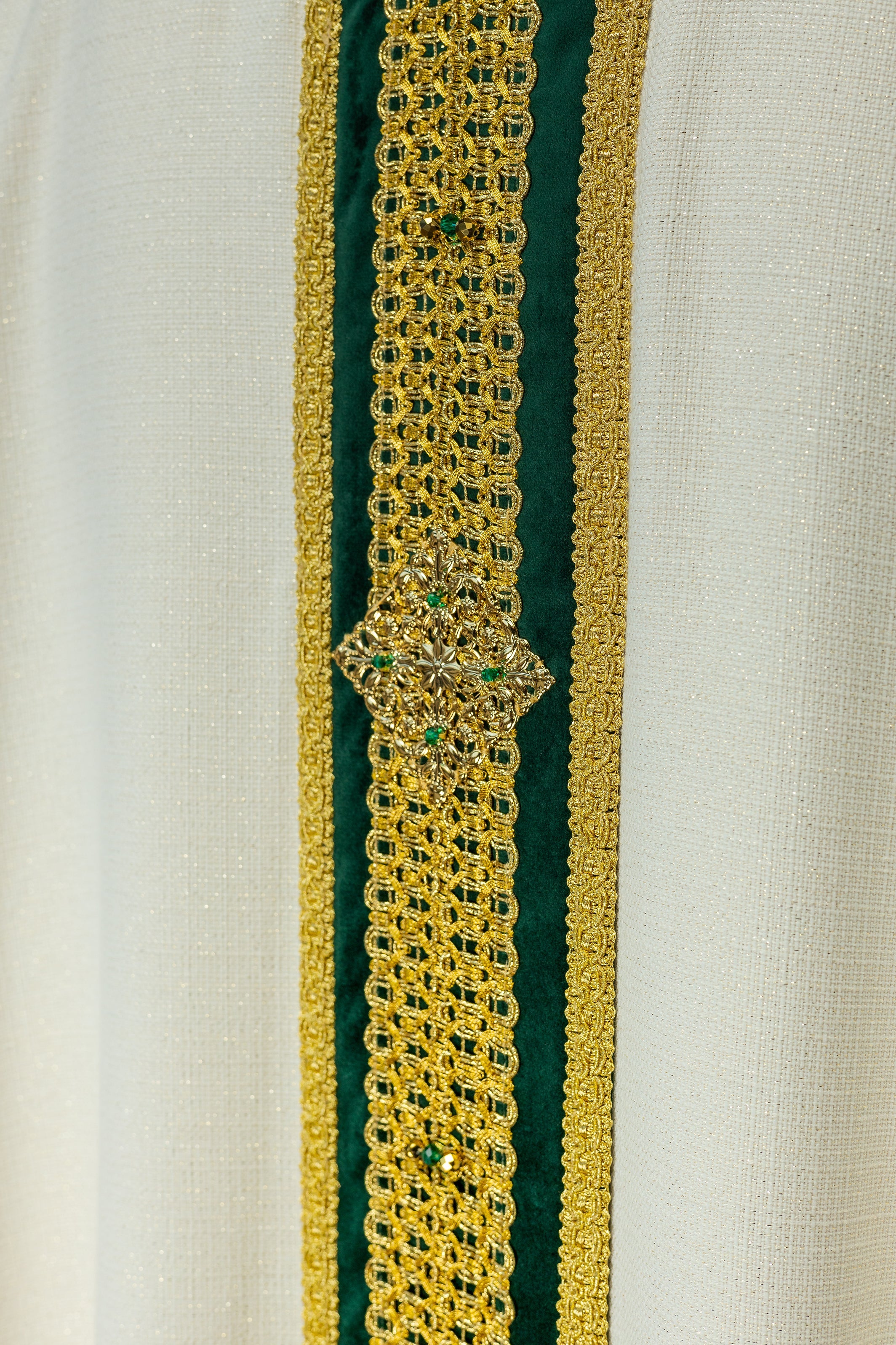 Priest vestment with green orphrey Handmade 7001