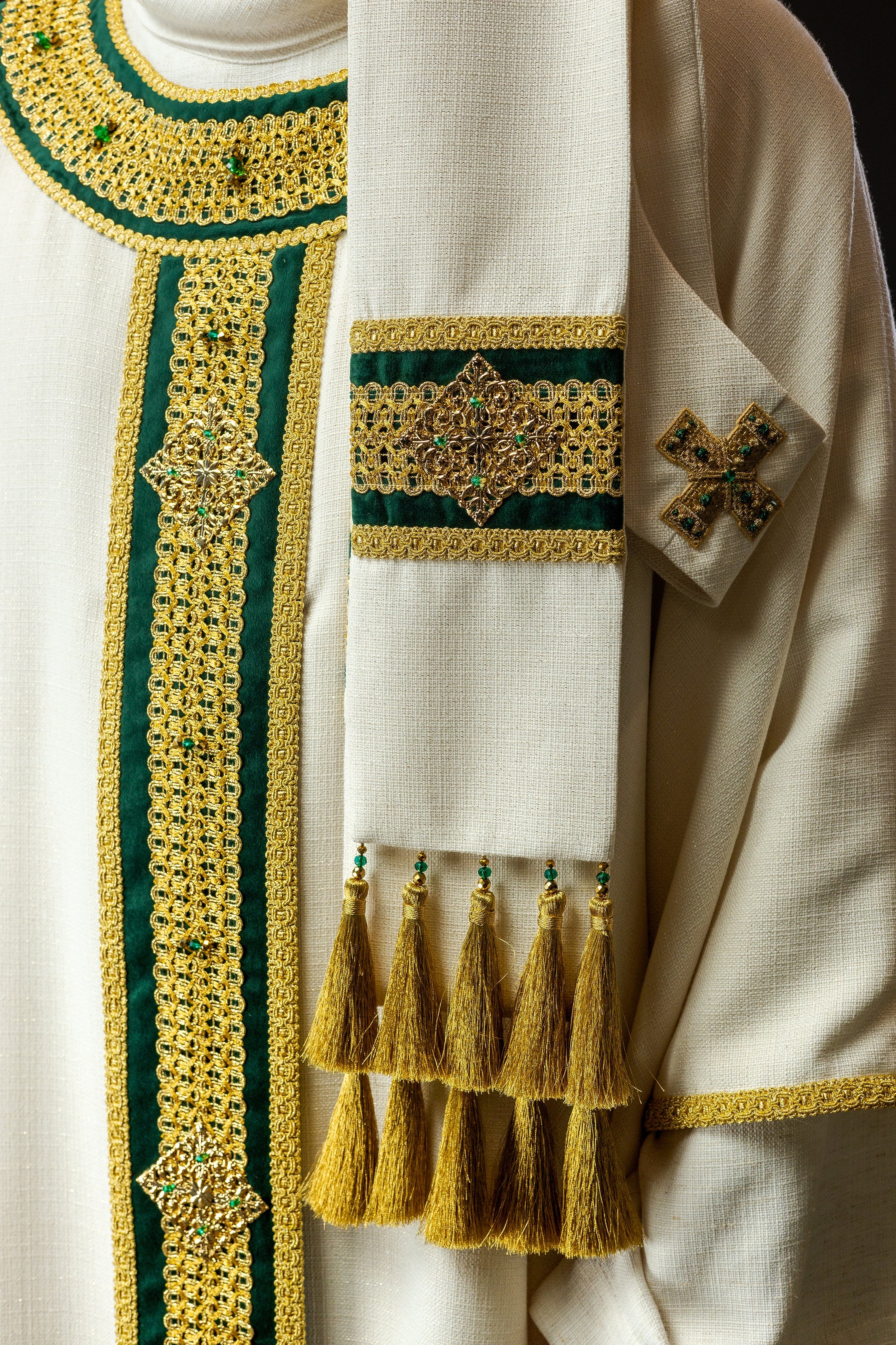 Priest vestment with green orphrey Handmade 7001