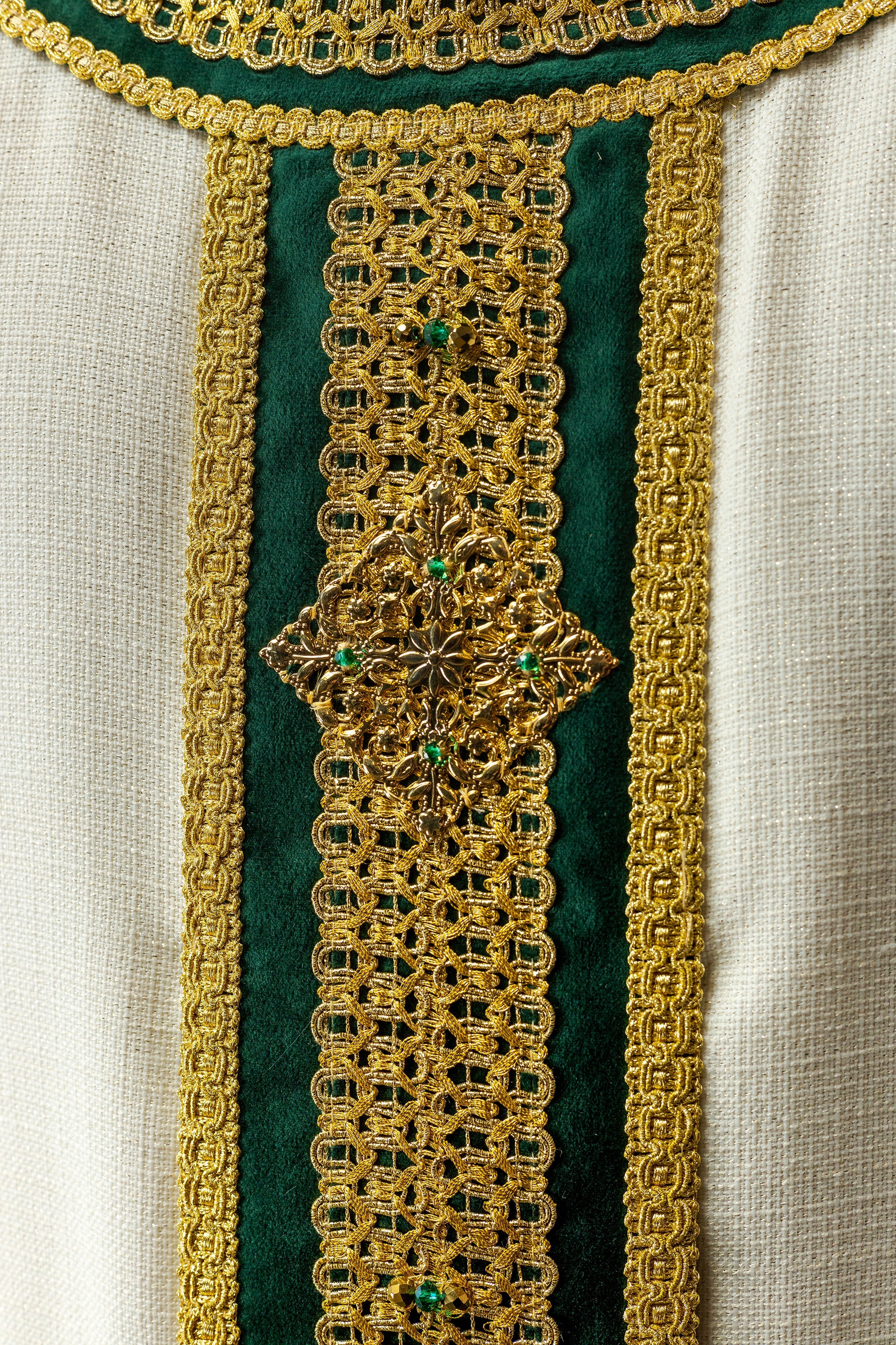 Priest vestment with green orphrey Handmade 7001