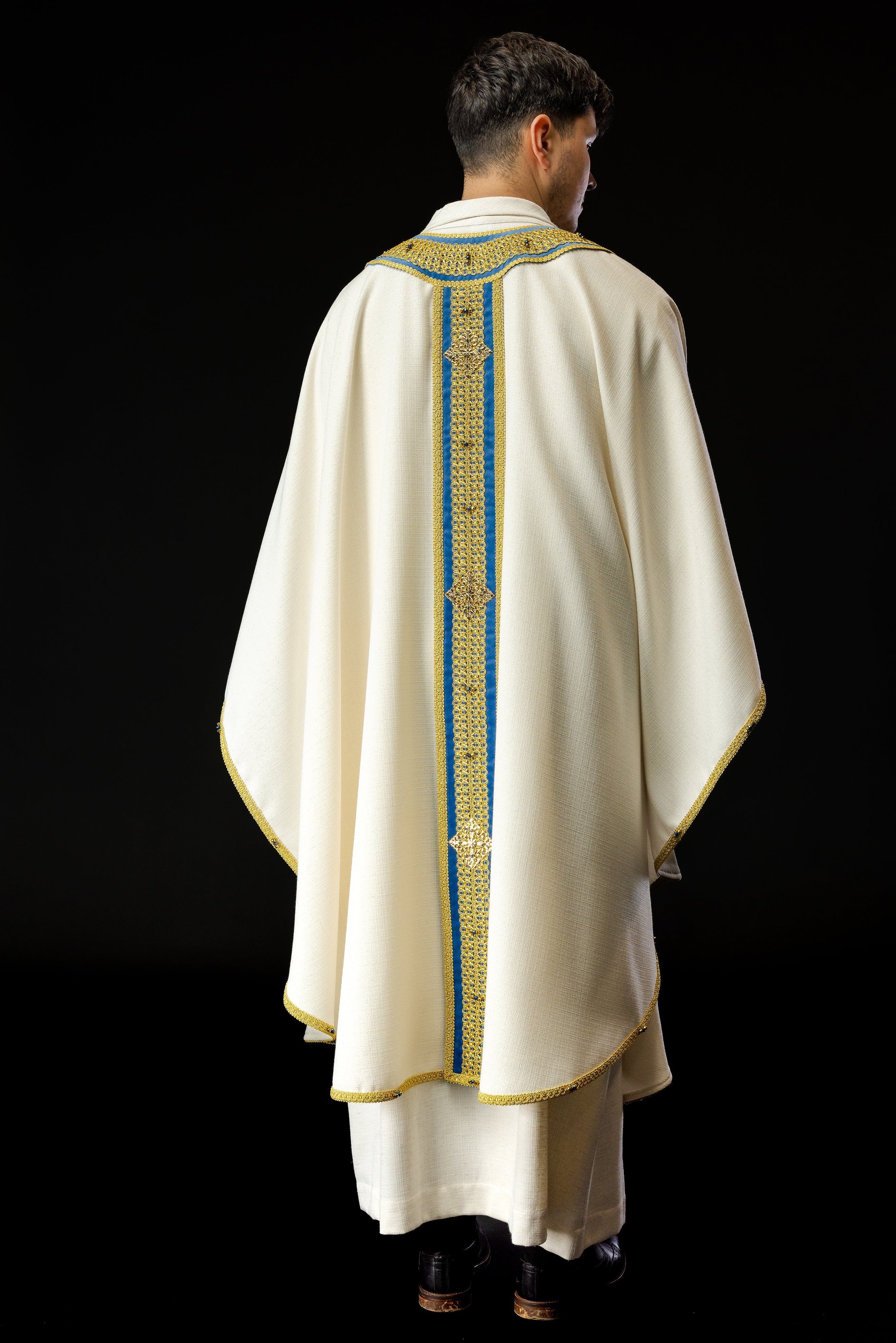 Ivory chasuble with light blue details Handmade 7001