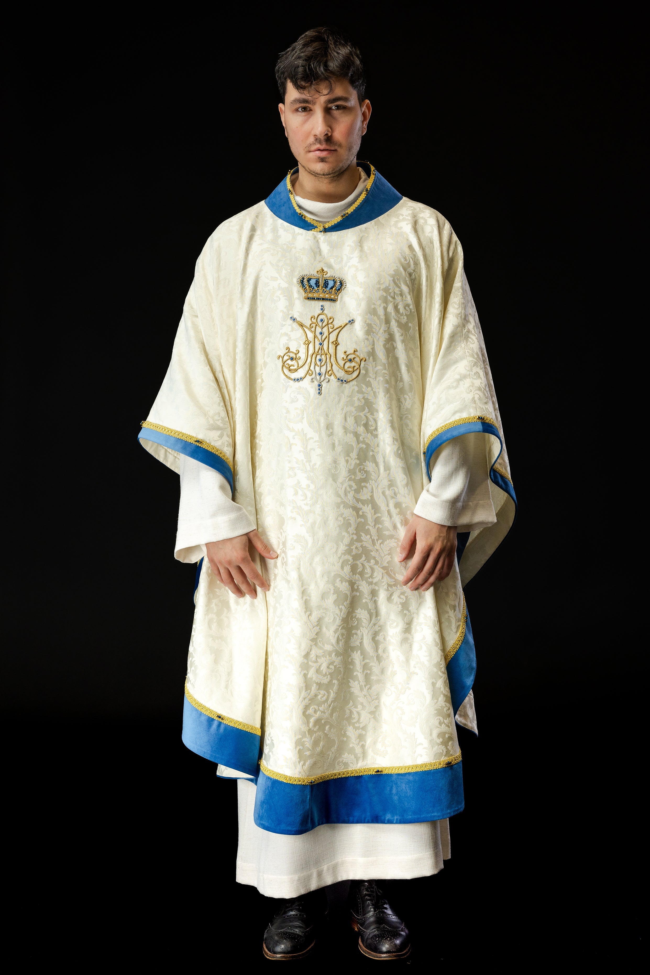 Marian chasuble made of Italian fabric Handmade 7006 - HAFTINAUSA.COM