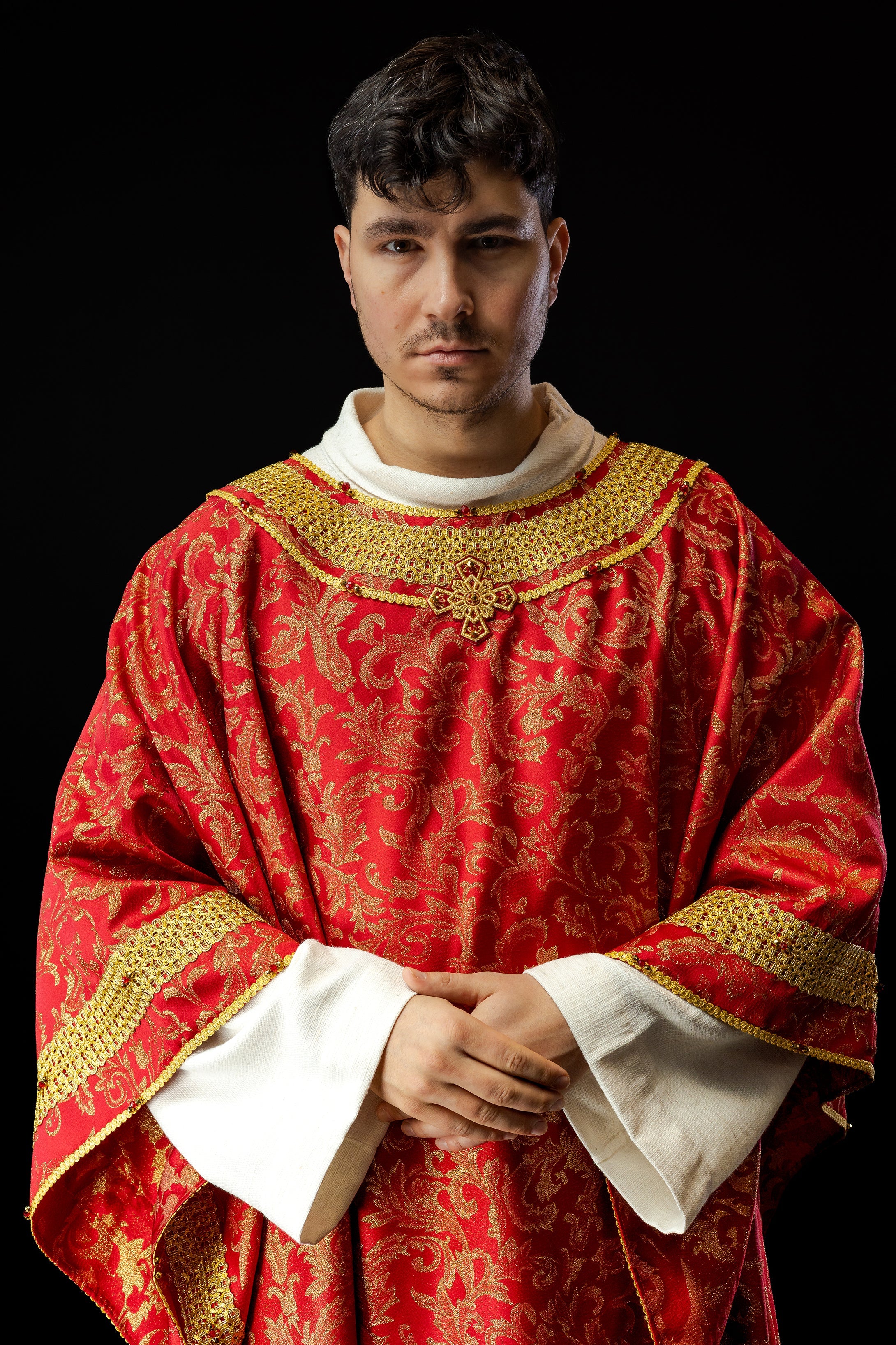 Red chasuble with natural stones Handmade 7010 - HAFTINAUSA.COM