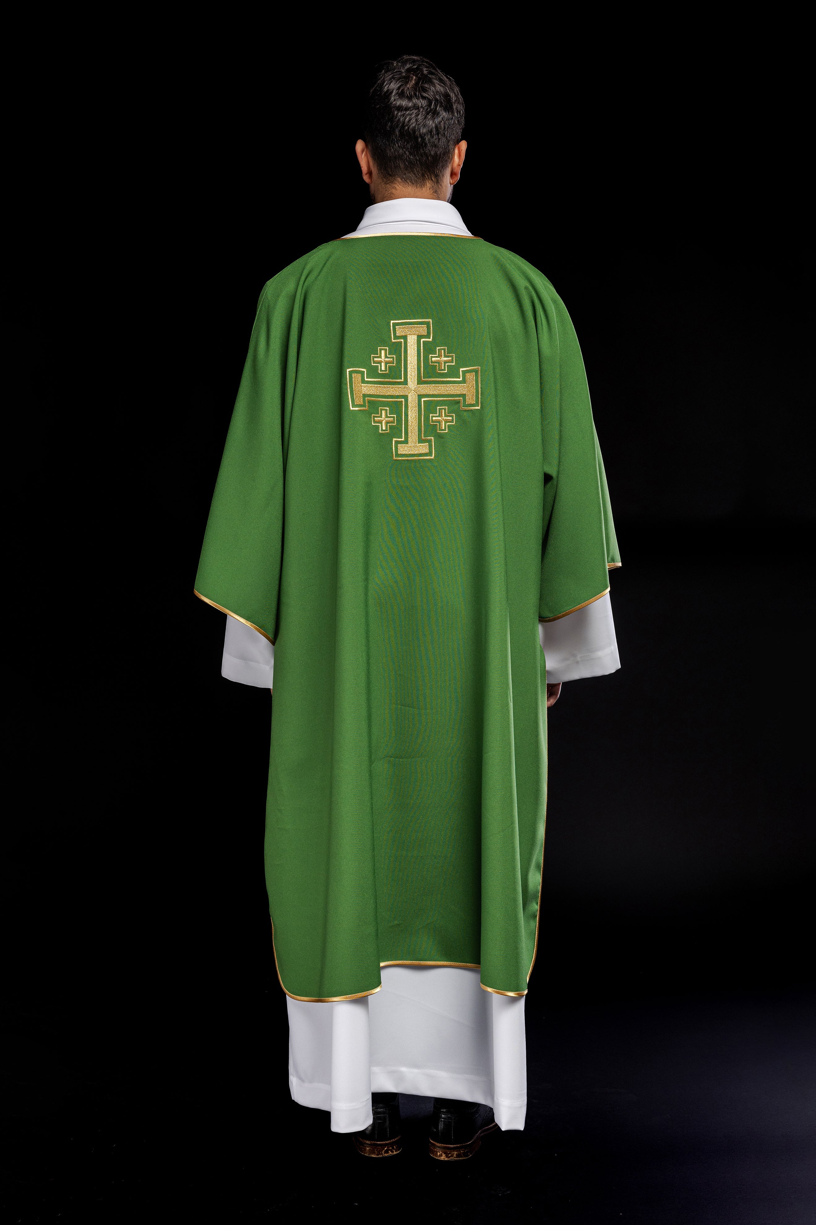 Deacon dalmatic in green with gold crosses - HAFTINAUSA.COM