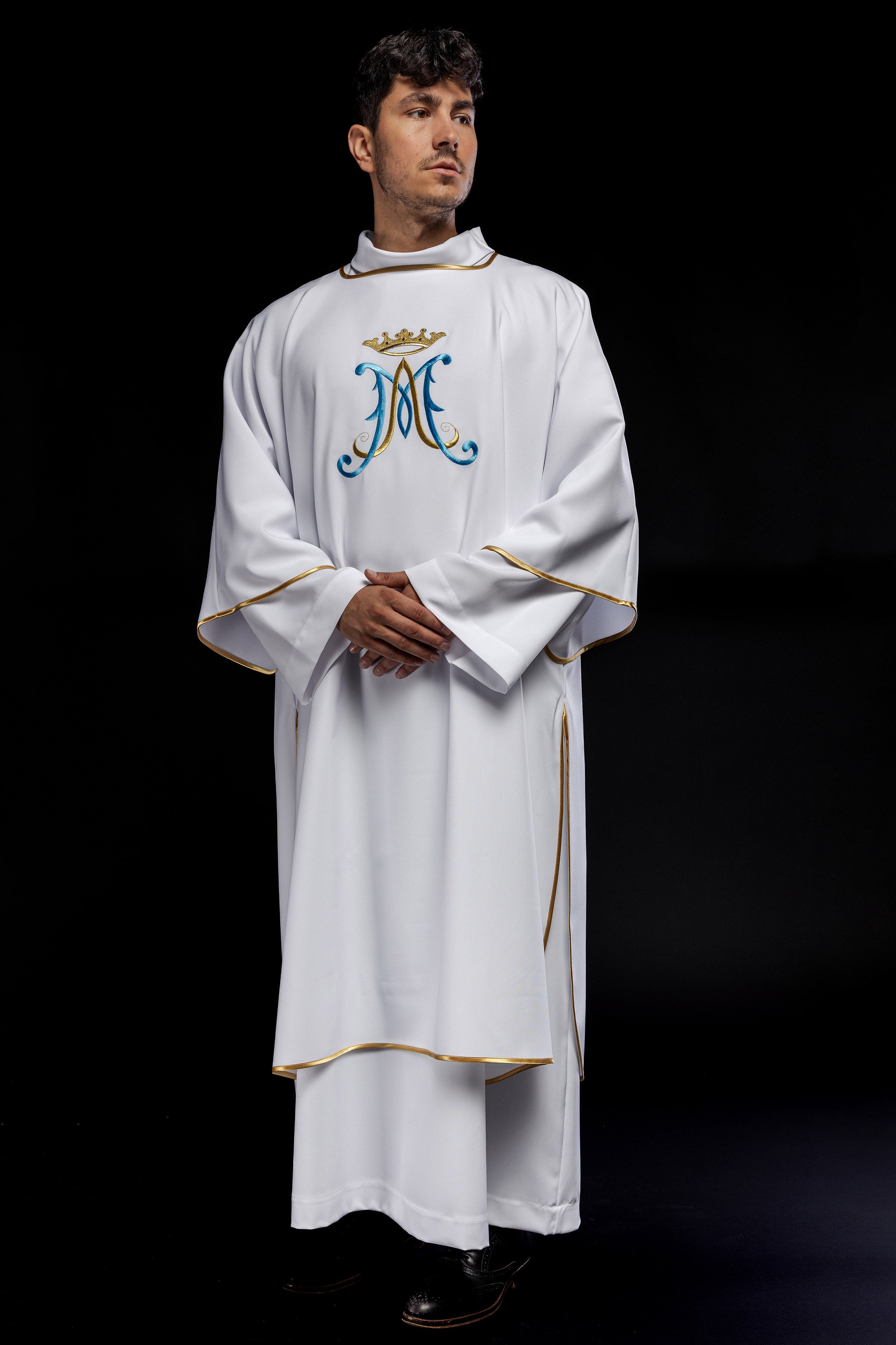 White dalmatic chasuble with Marian embroidery