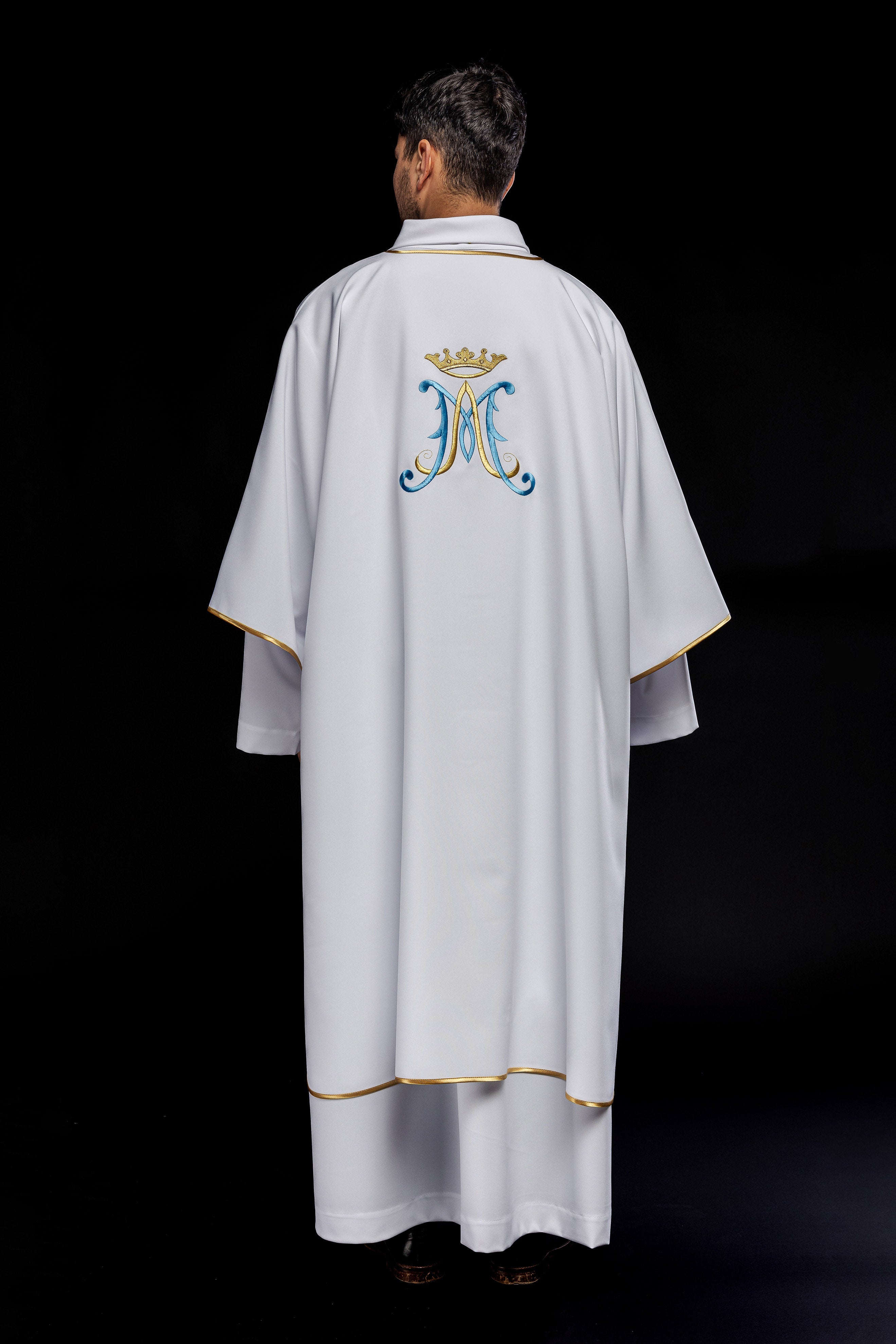 White dalmatic chasuble with Marian embroidery