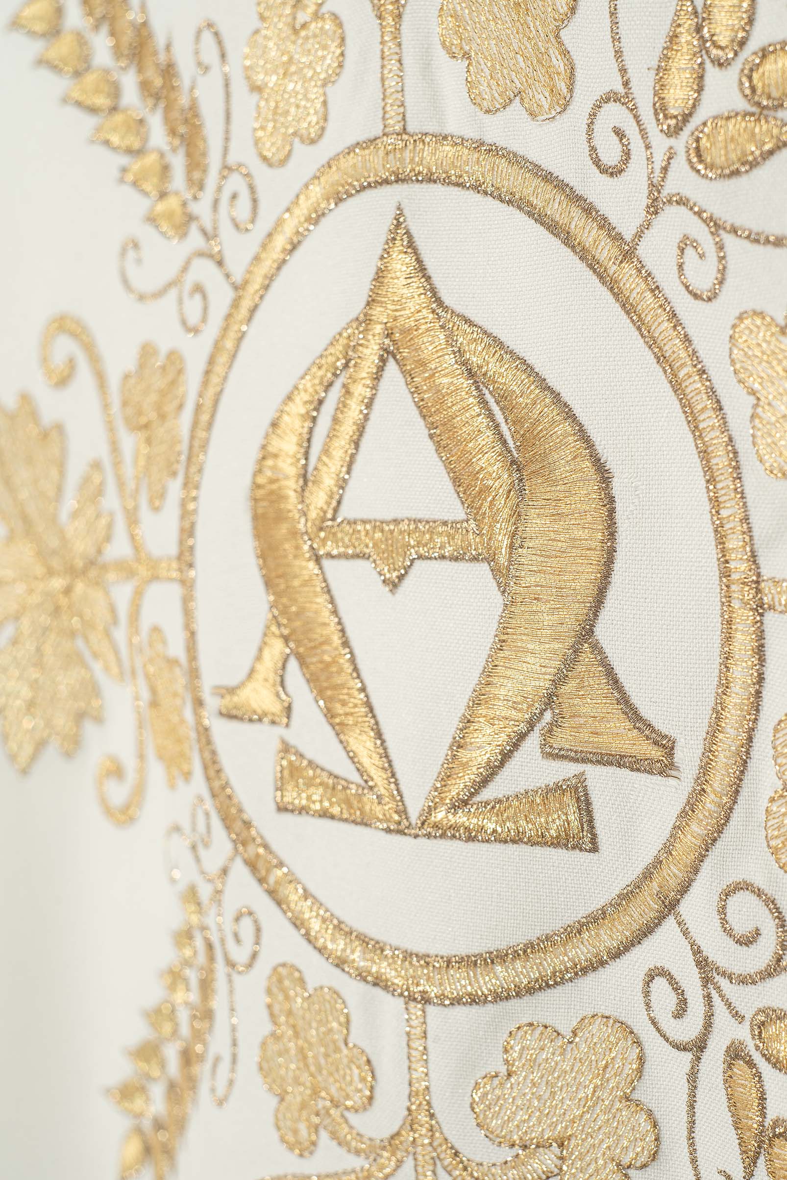 Embroidered ecru chasuble with Alpha and Omega symbols and wheat motifs