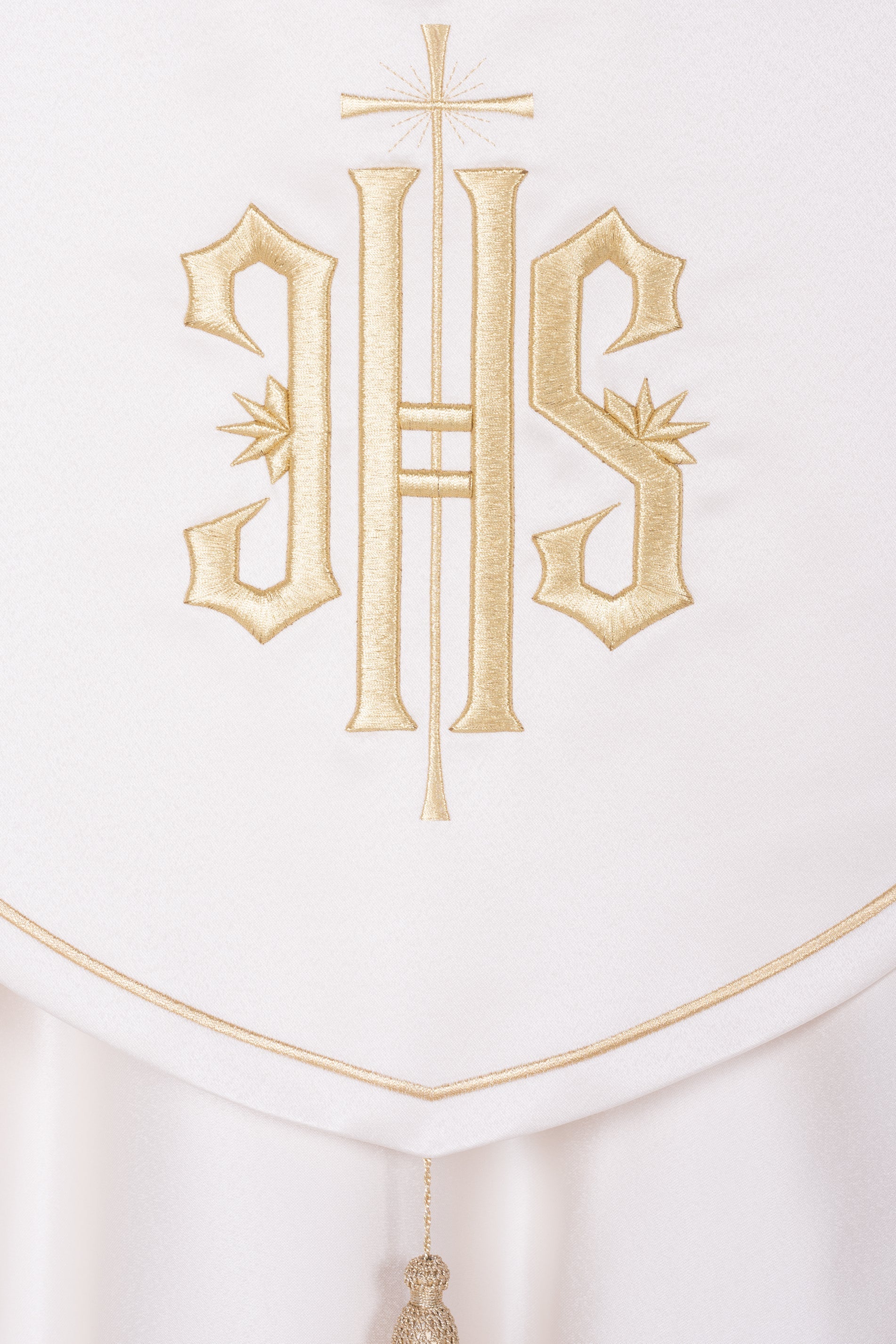 Classic liturgical cope in ecru and gold JHS embroidery - HAFTINAUSA.COM