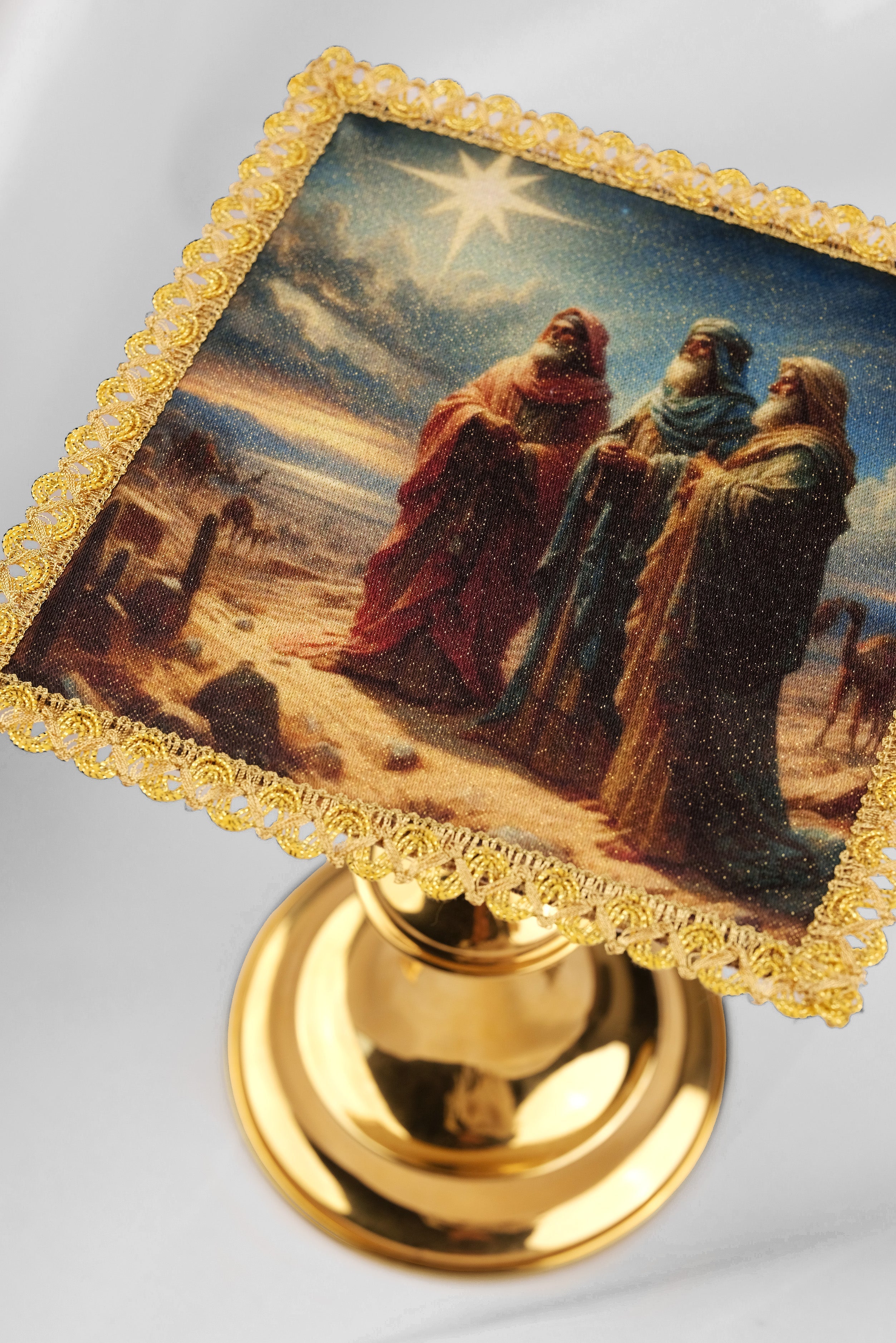 Chalice linens with a pall depicting the Three Kings