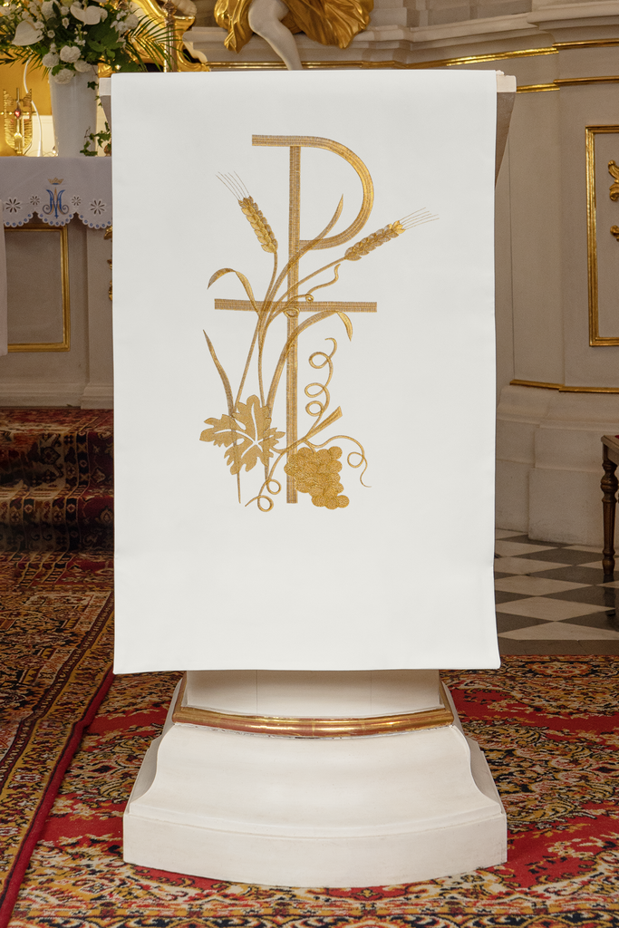 Lectern cover embroidered with an ecru Cross motif