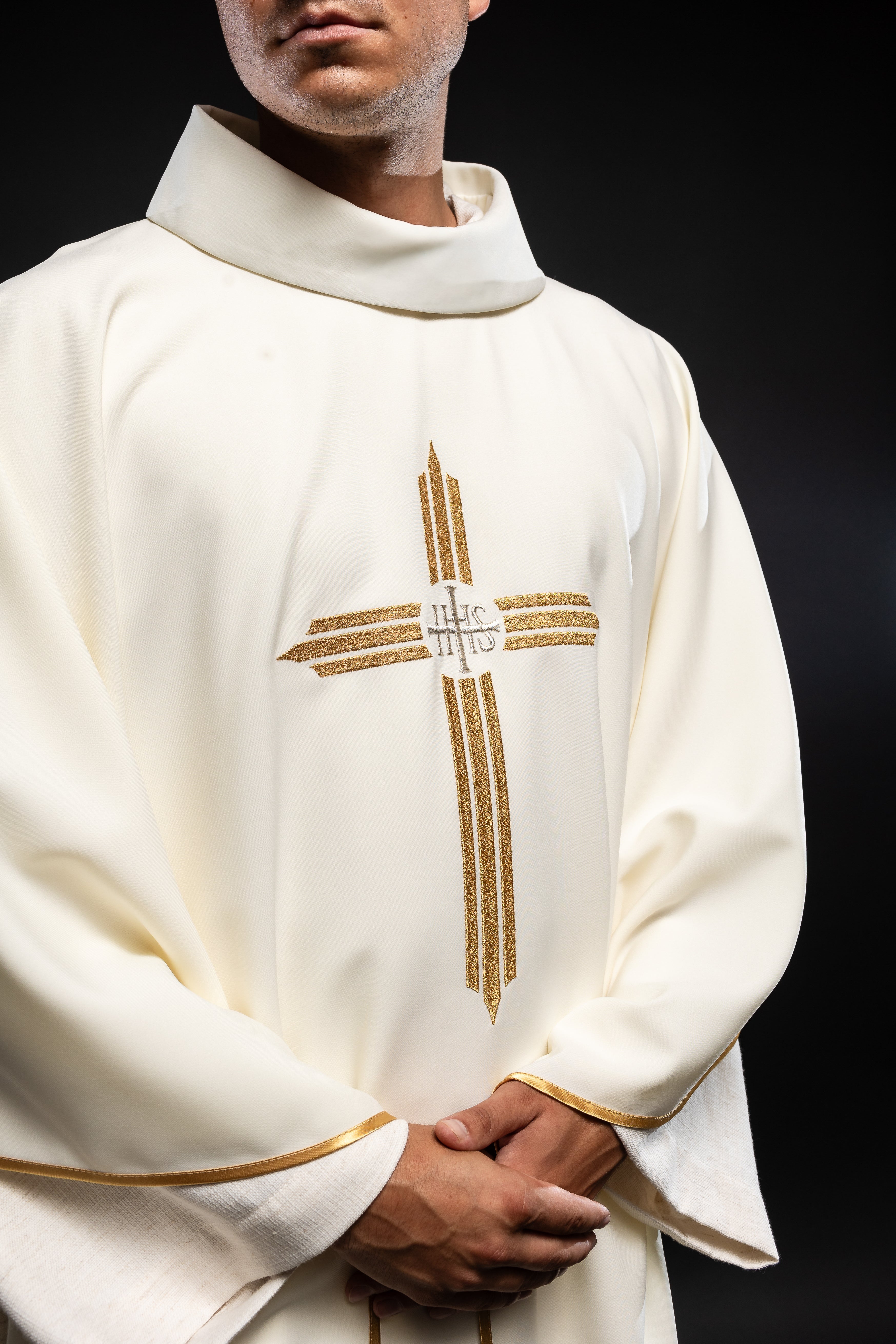 Chasuble embroidered with the symbol of Cross IHS - HAFTINAUSA.COM