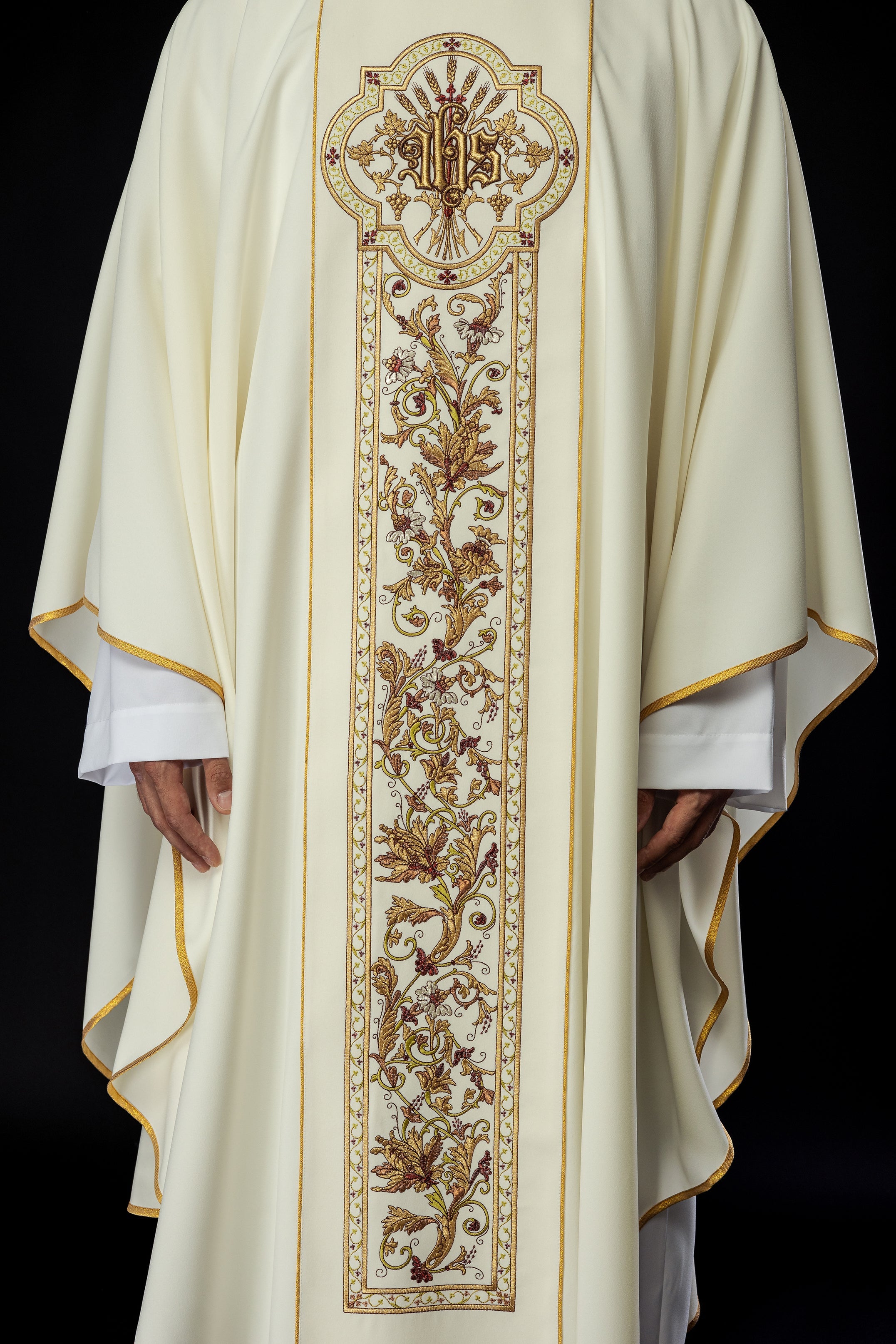 Chasuble richly adorned with IHS motif in ecru