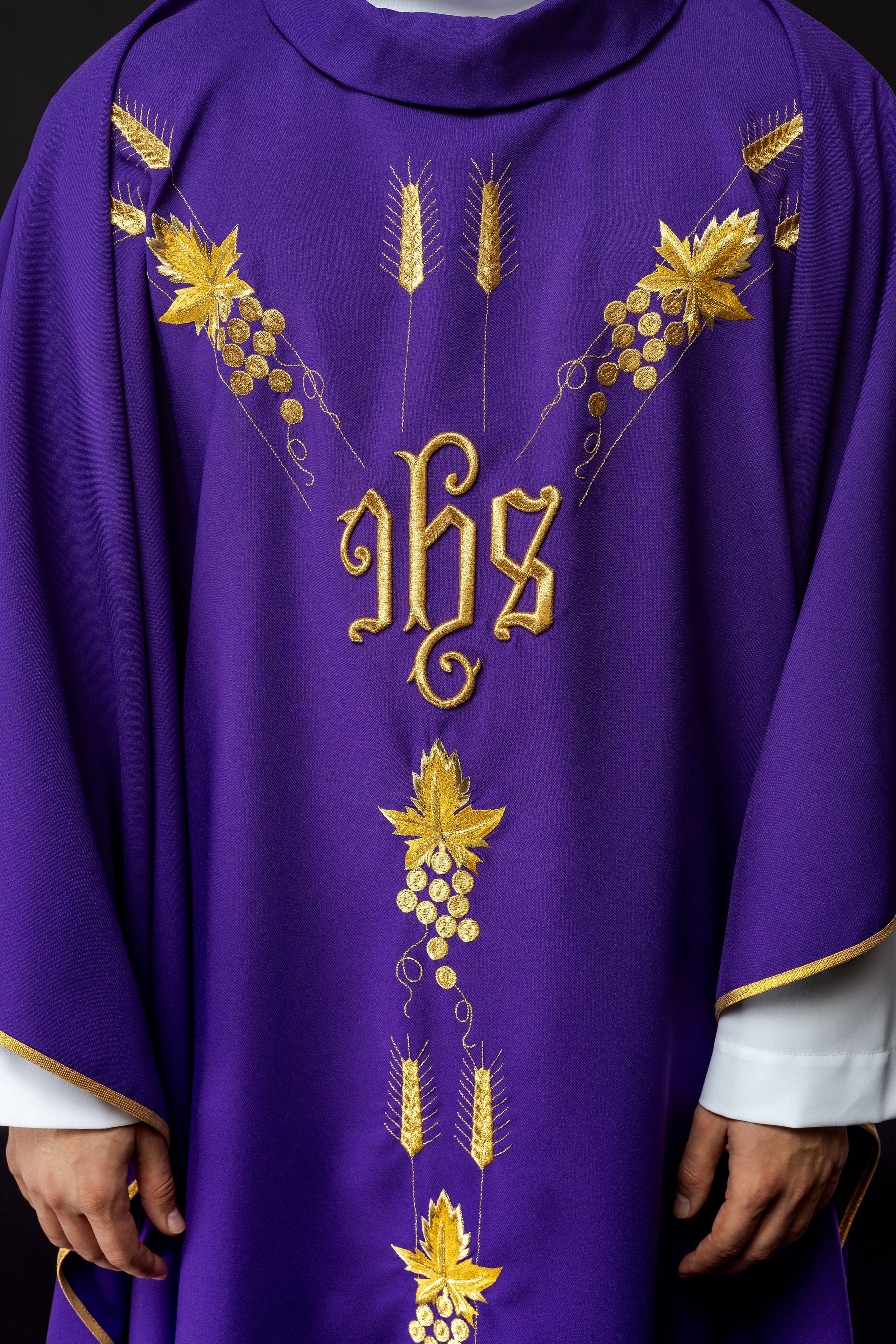 Chasuble embroidered with IHS and grape symbols in purple