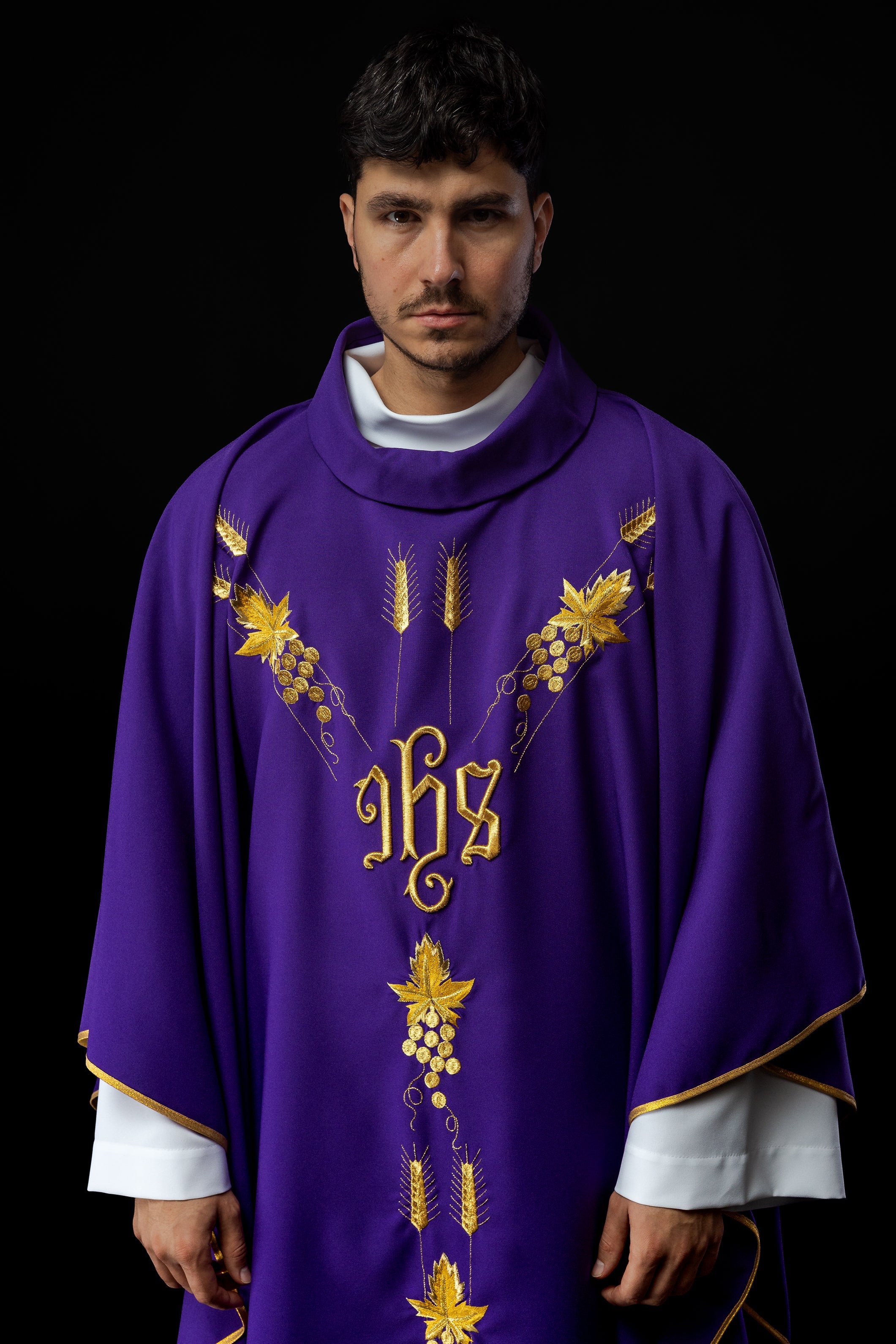 Chasuble embroidered with IHS and grape symbols in purple