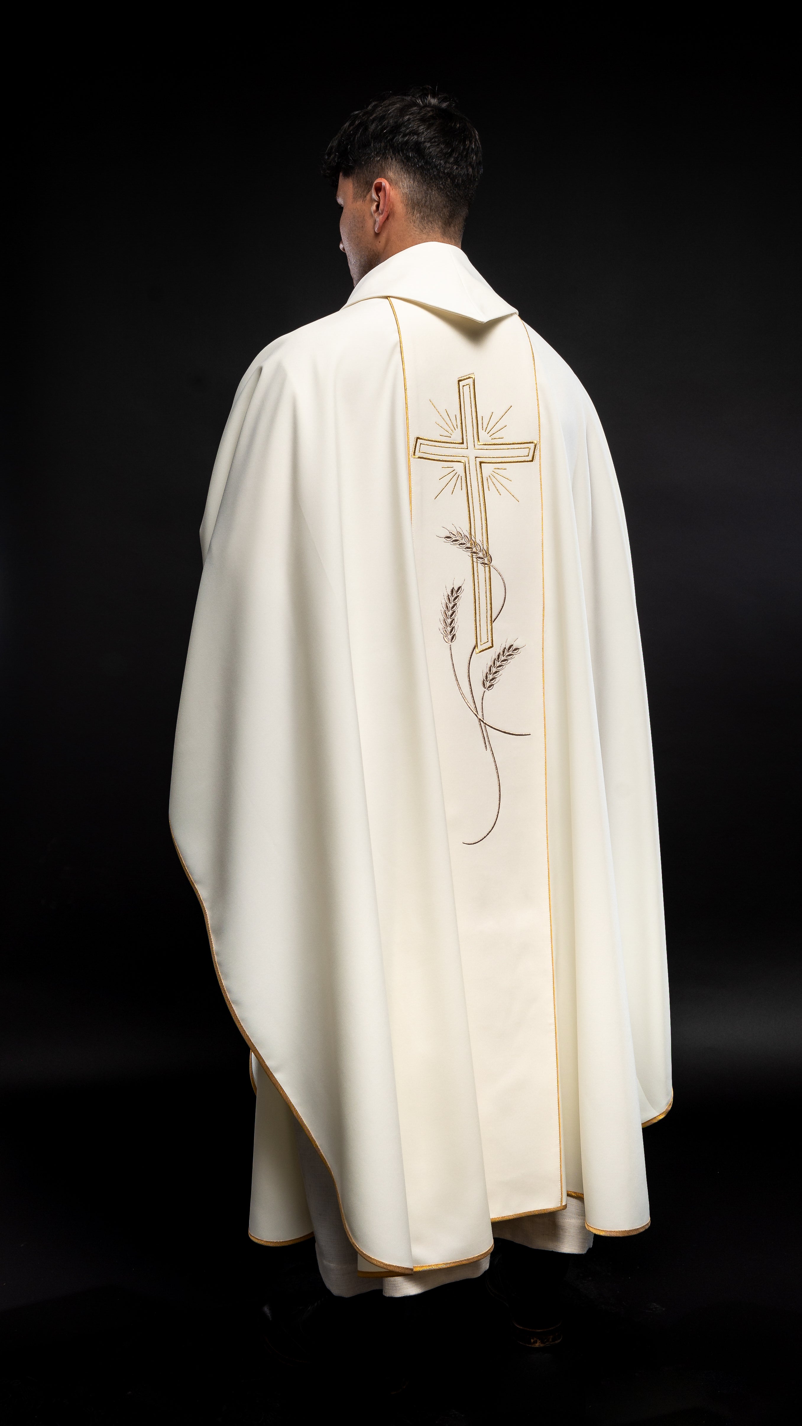 Chasuble with embroidered Cross IHS symbol in ecru - HAFTINAUSA.COM