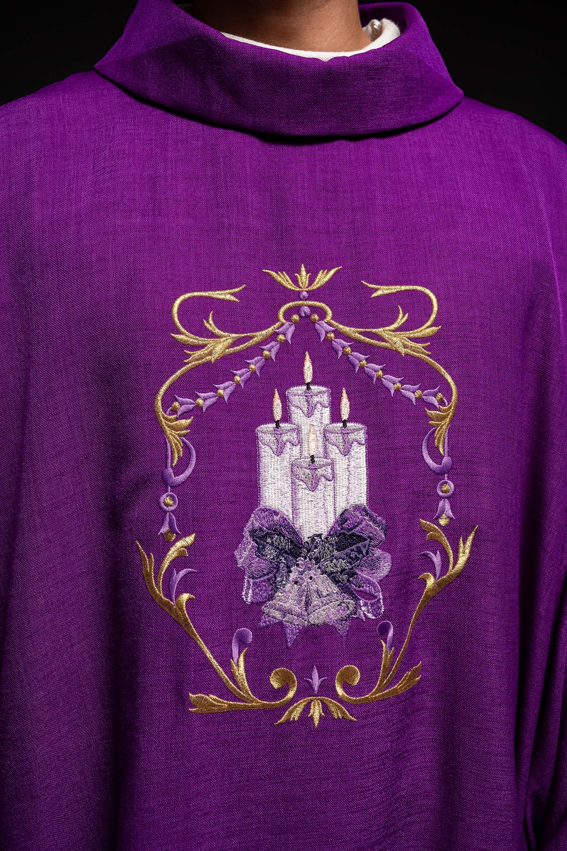 Advent chasuble with candle embroidery - HAFTINAUSA.COM