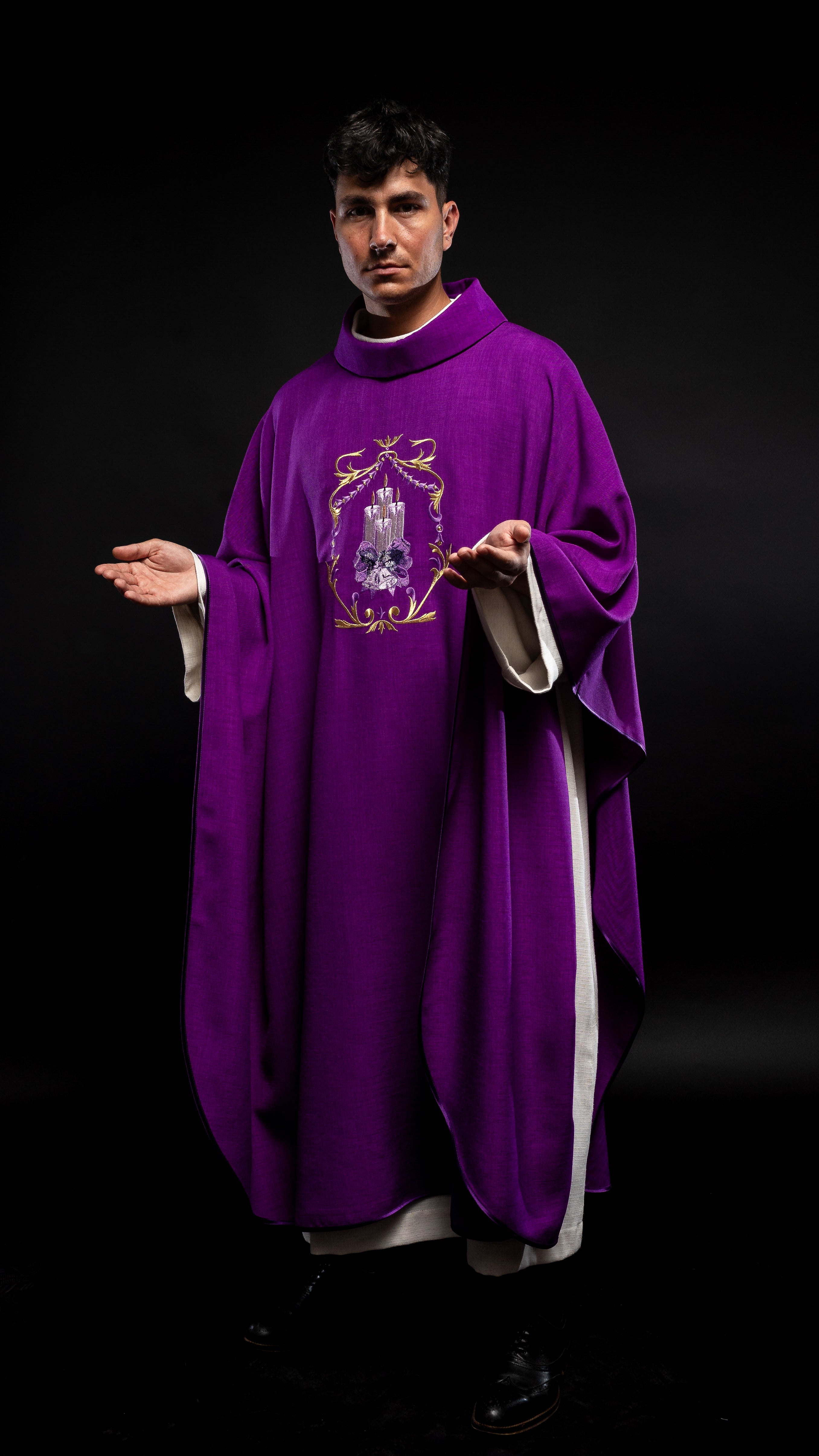 Advent chasuble with candle embroidery - HAFTINAUSA.COM