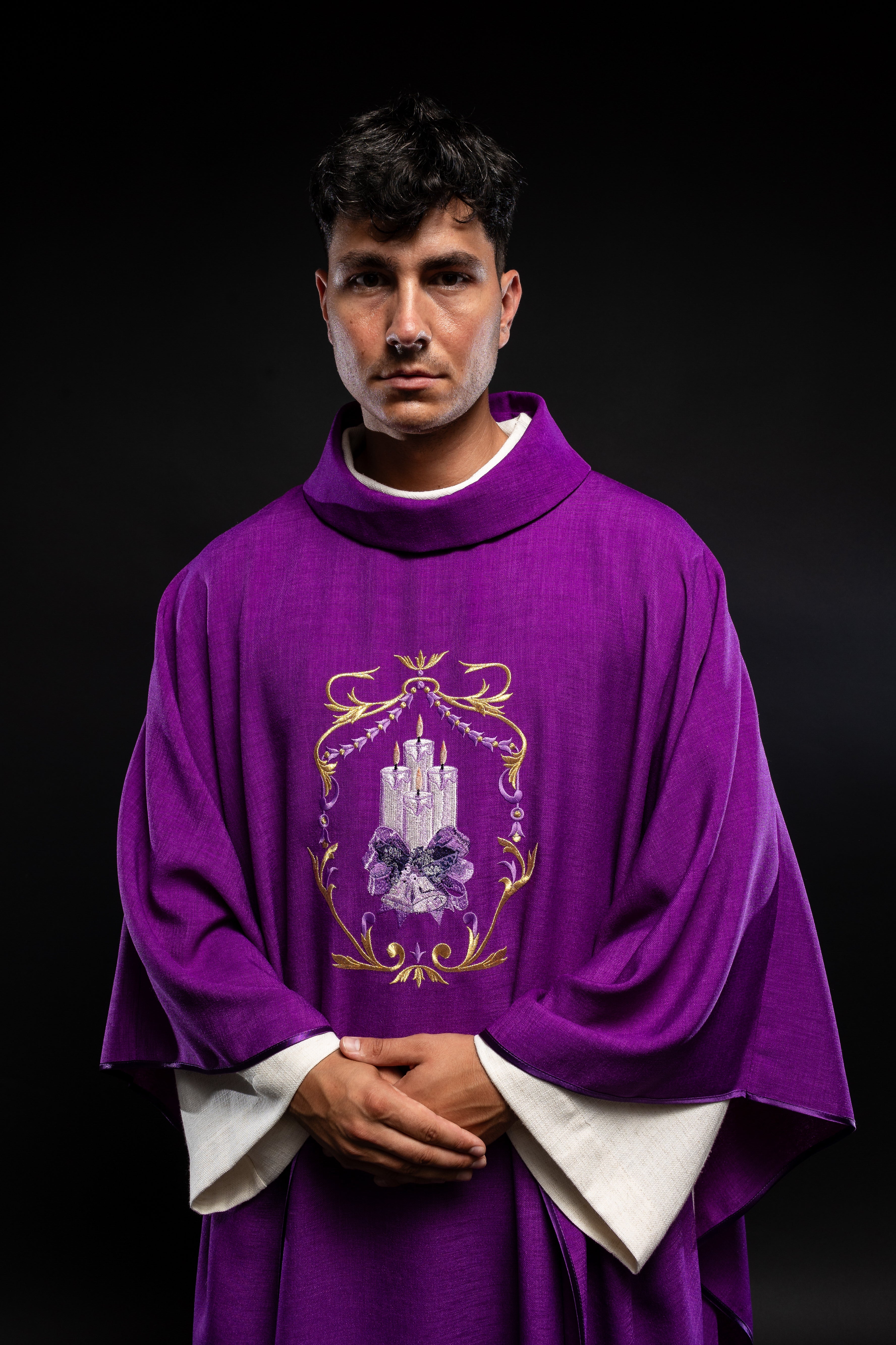 Advent chasuble with candle embroidery - HAFTINAUSA.COM