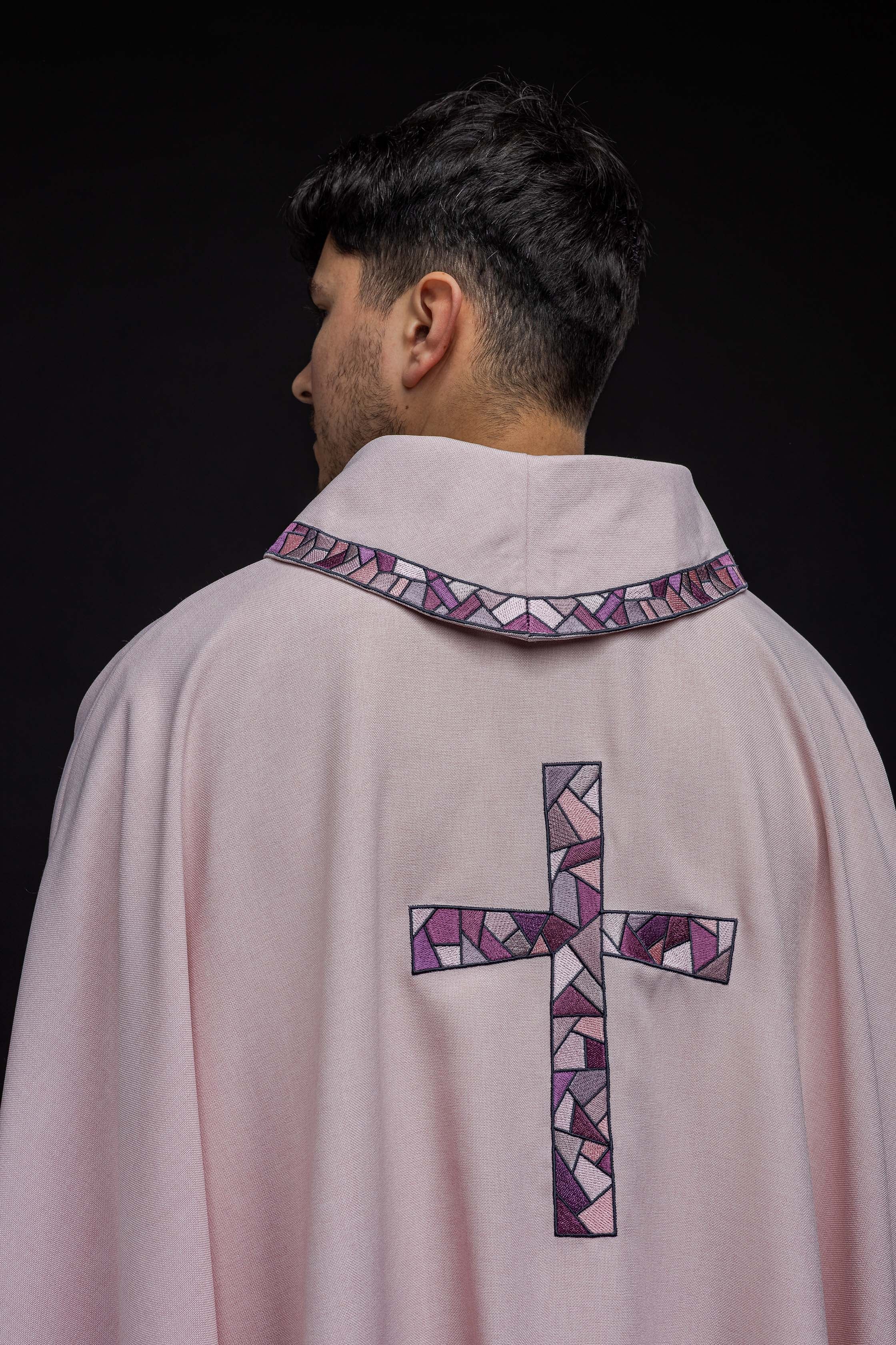 Chasuble embroidered with Pink Cross - HAFTINAUSA.COM