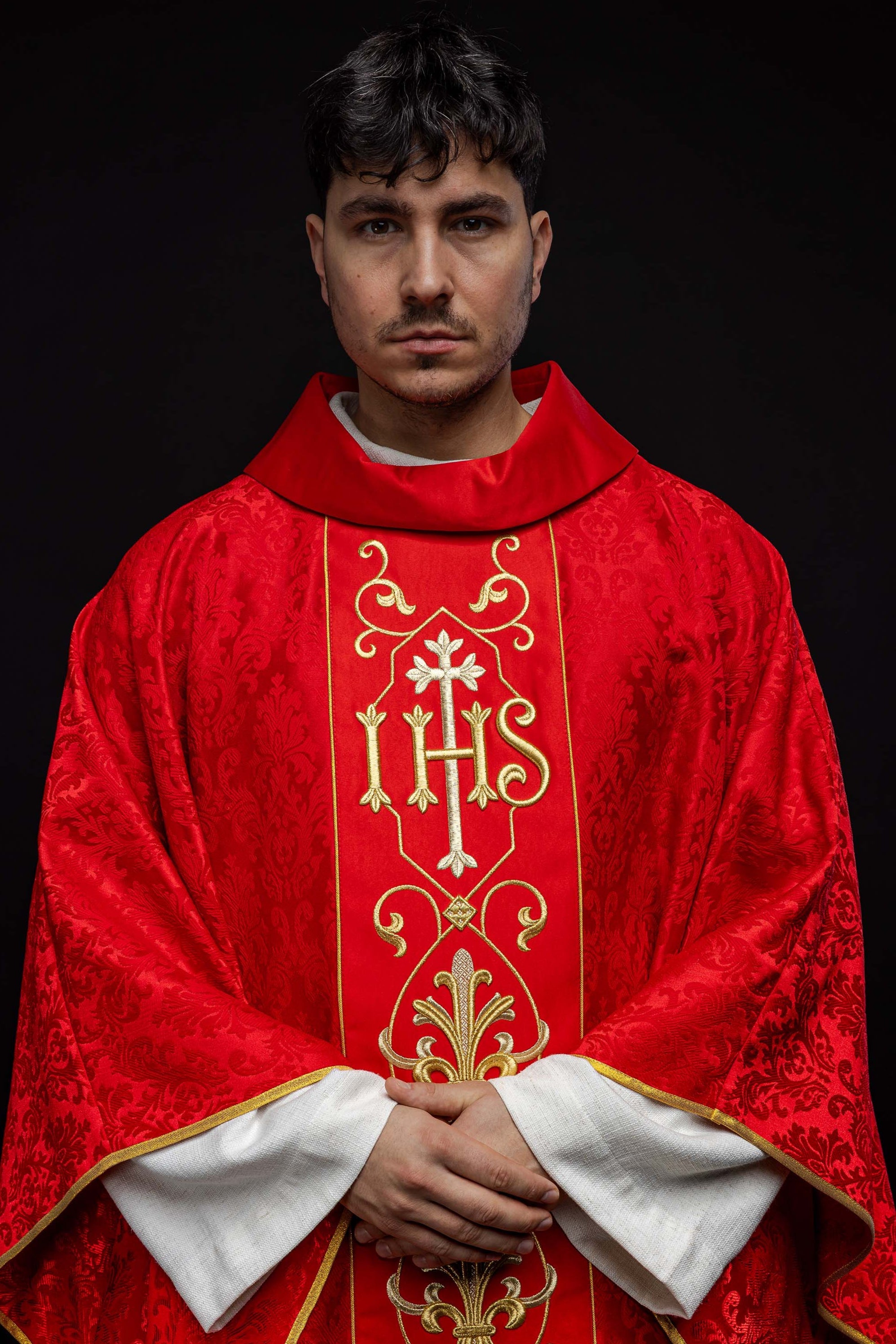 Richly embroidered red IHS chasuble - HAFTINAUSA.COM